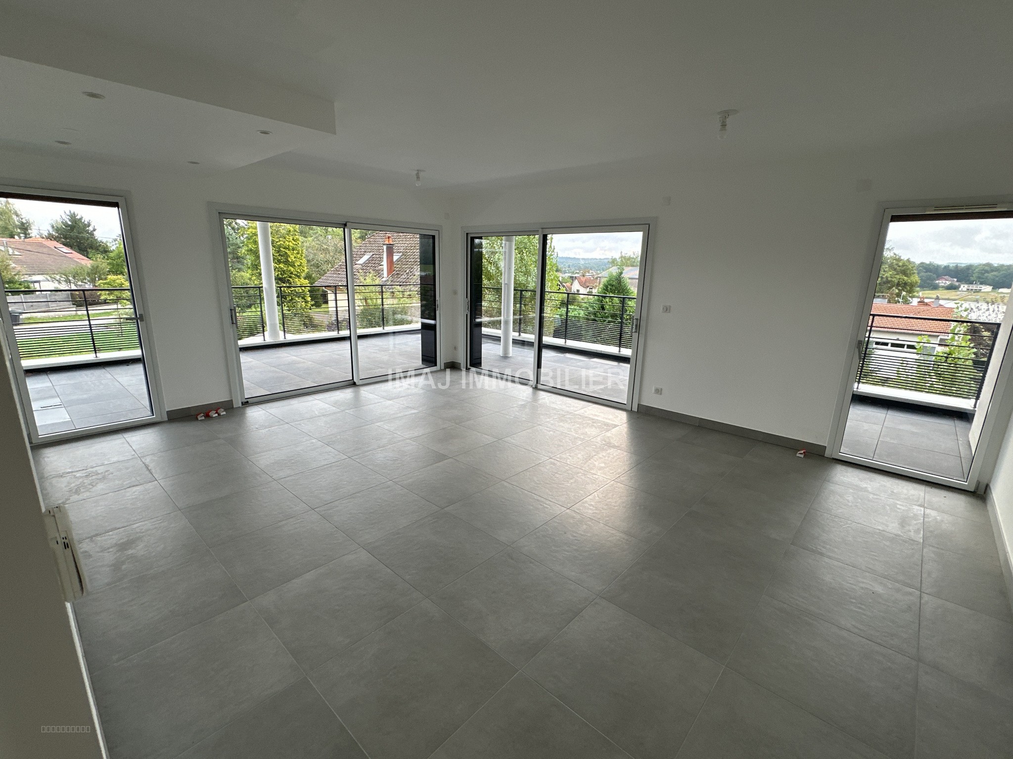 Appartement neuf - T3 - 80 m2 - CHAUMOUSEY — photo 2