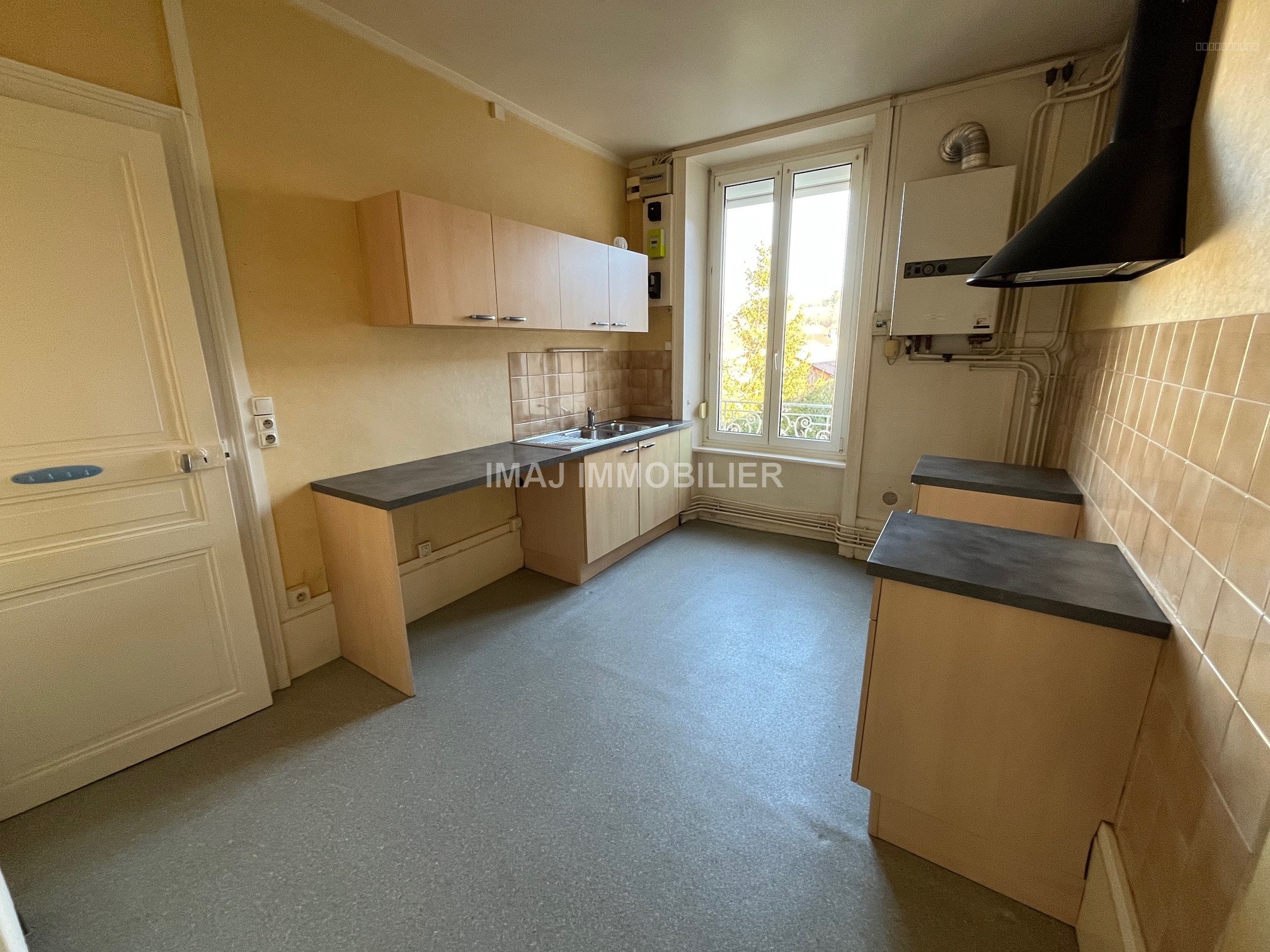 Epinal - Immeuble - 278 m2 — photo 11