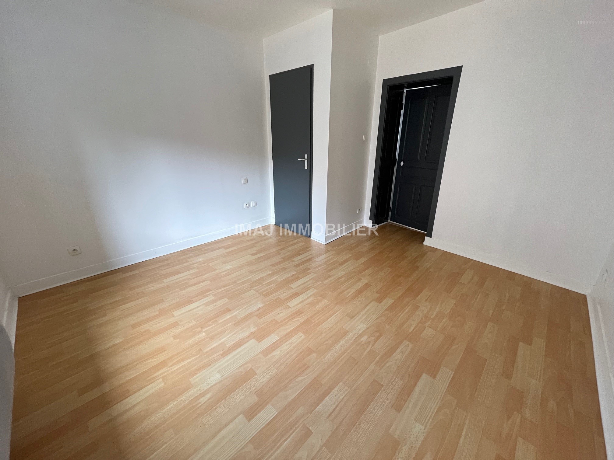 Bruyères, appartement F2 rénové — photo 5
