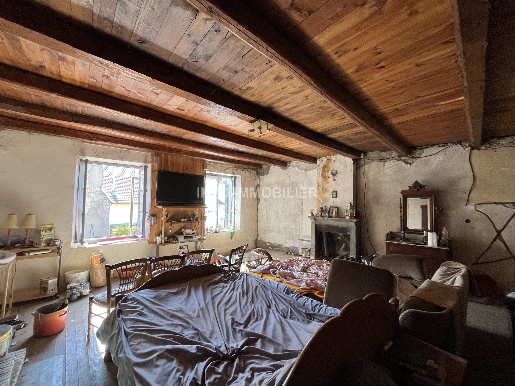Maison à rénover - 10 pièces avec dépendances — photo 4