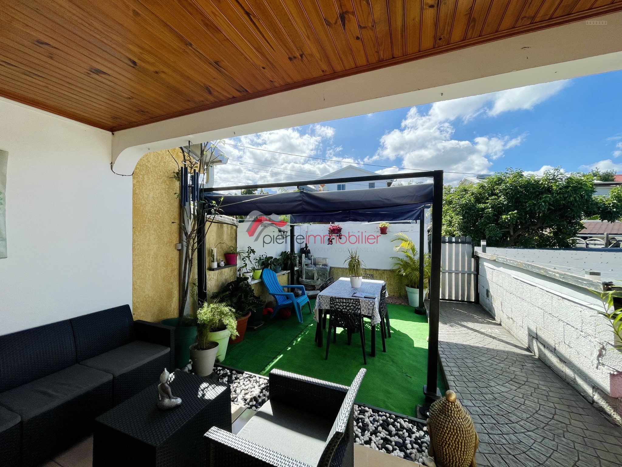 Idéal investisseur - Rentabilité 8 % ! Vente en exclusivité en bloc : 5 maisons à La Rivière Saint-Louis — photo 3