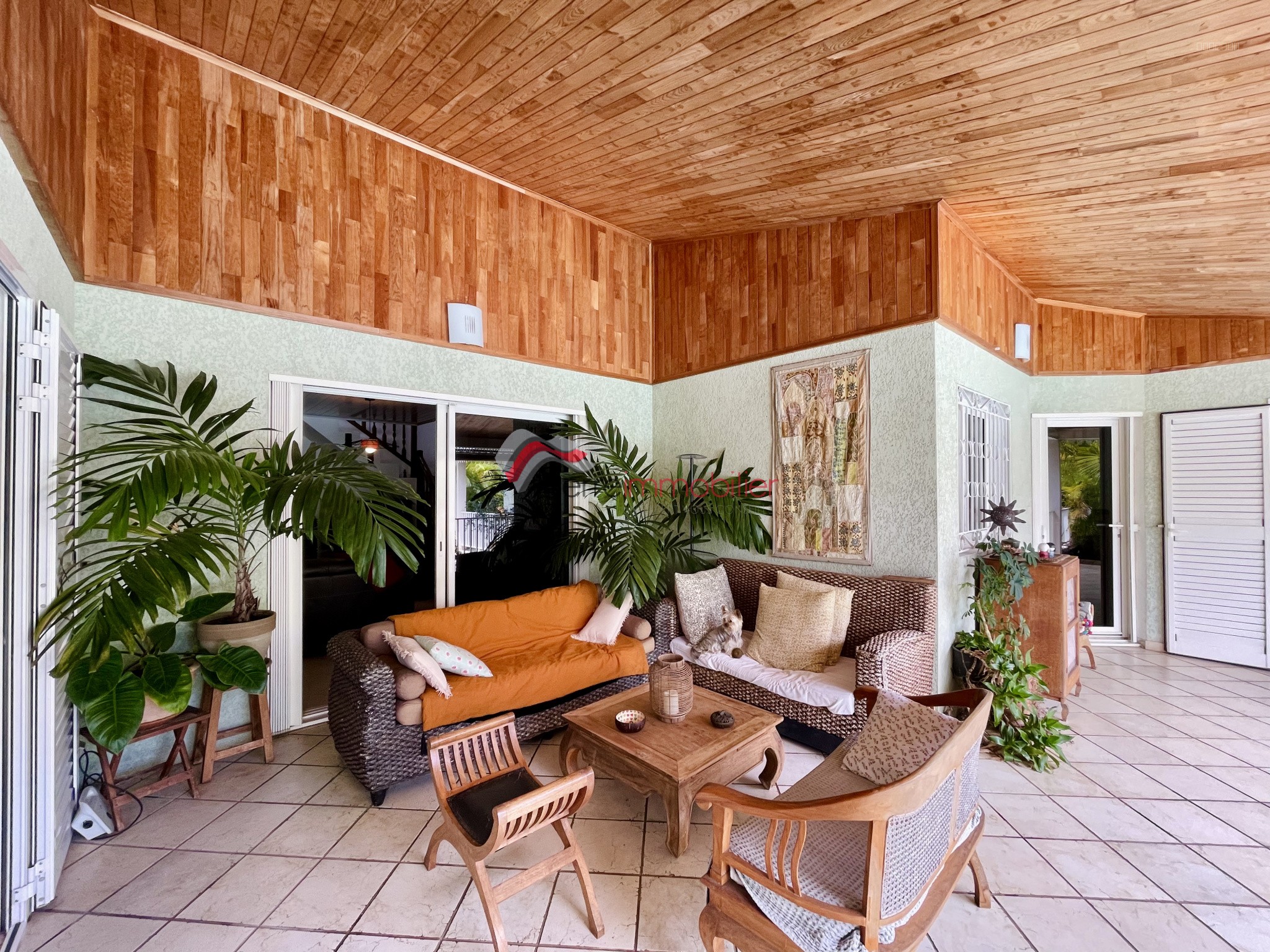 Maison familiale 6 pièces avec piscine, jacuzzi, dépendance et garage   Le Ouaki, La Rivière Saint-Louis — photo 11