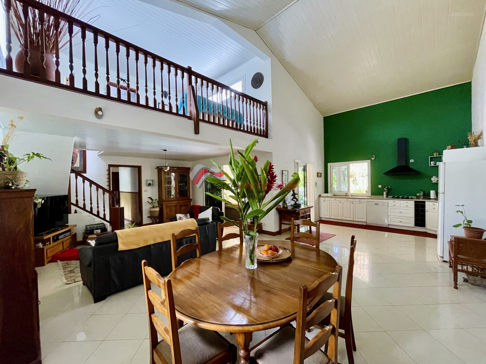 Maison familiale 6 pièces avec piscine, jacuzzi, dépendance et garage   Le Ouaki, La Rivière Saint-Louis — photo 3