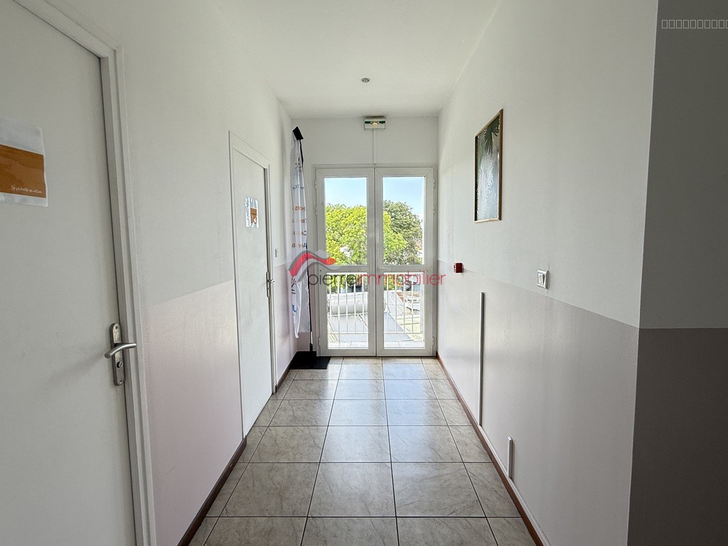 LOCAL PROFESSIONNEL 200 m2 — photo 5