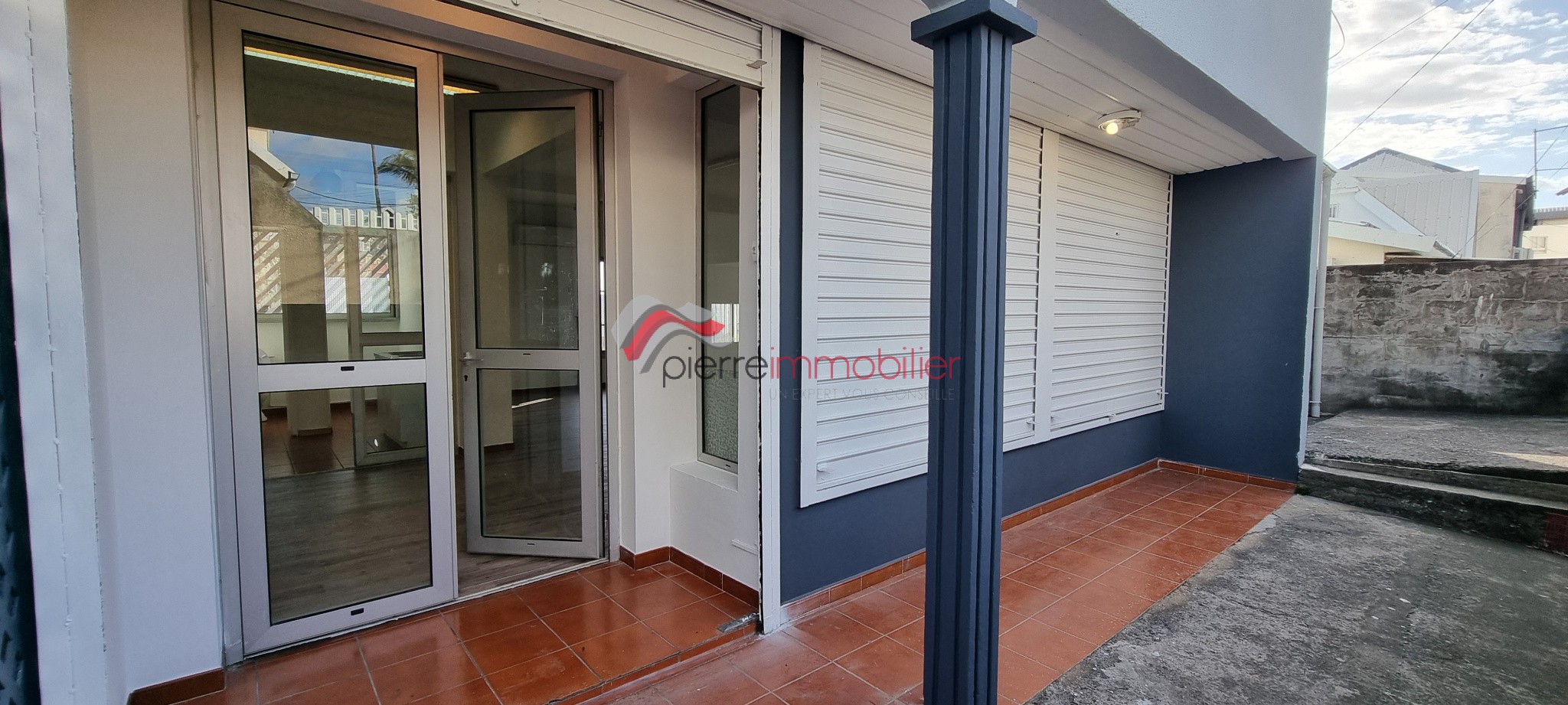LOCAL COMMERCIAL OU PROFESSIONNEL 82 m2 - BD BANK — photo 5