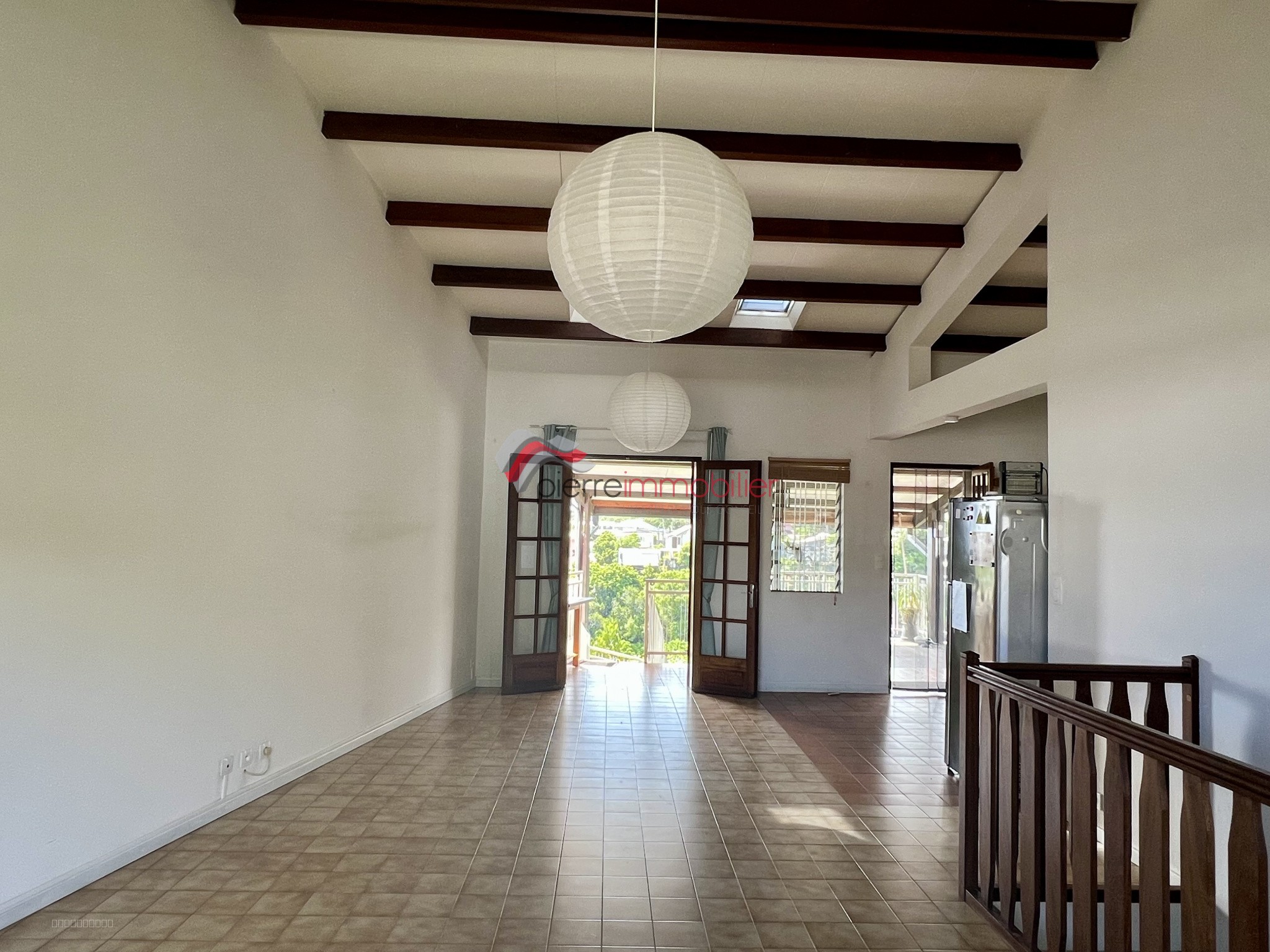 Maison T5 de plain-pied avec vue mer et montagne à vendre à La Rivière Saint-Louis — photo 6