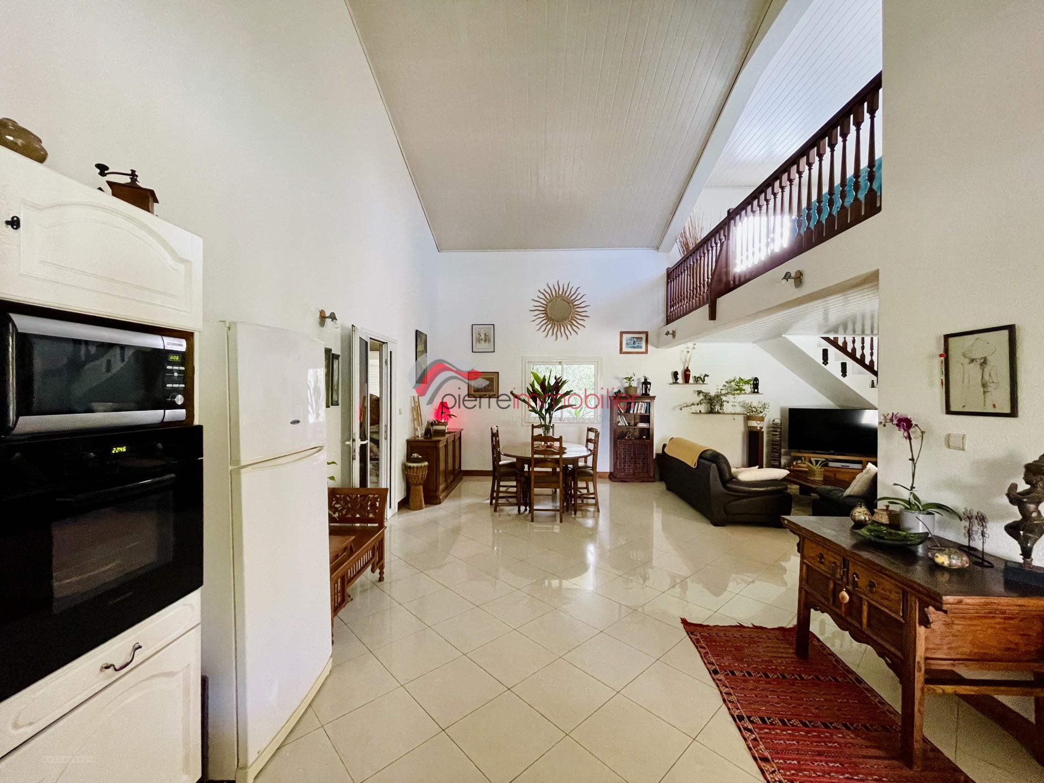 Maison familiale 6 pièces avec piscine, jacuzzi, dépendance et garage   Le Ouaki, La Rivière Saint-Louis — photo 4