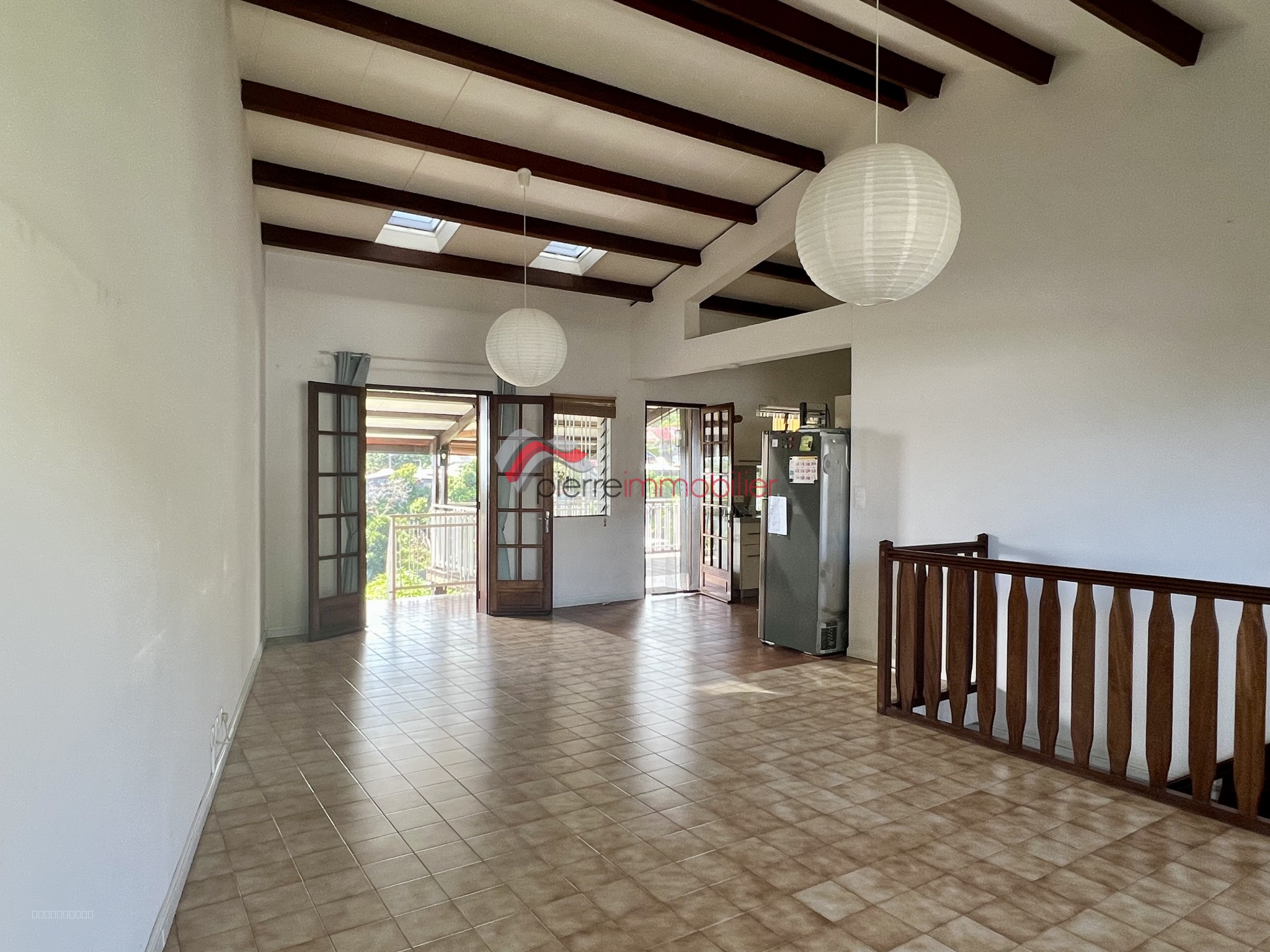 Maison T5 de plain-pied avec vue mer et montagne à vendre à La Rivière Saint-Louis — photo 4
