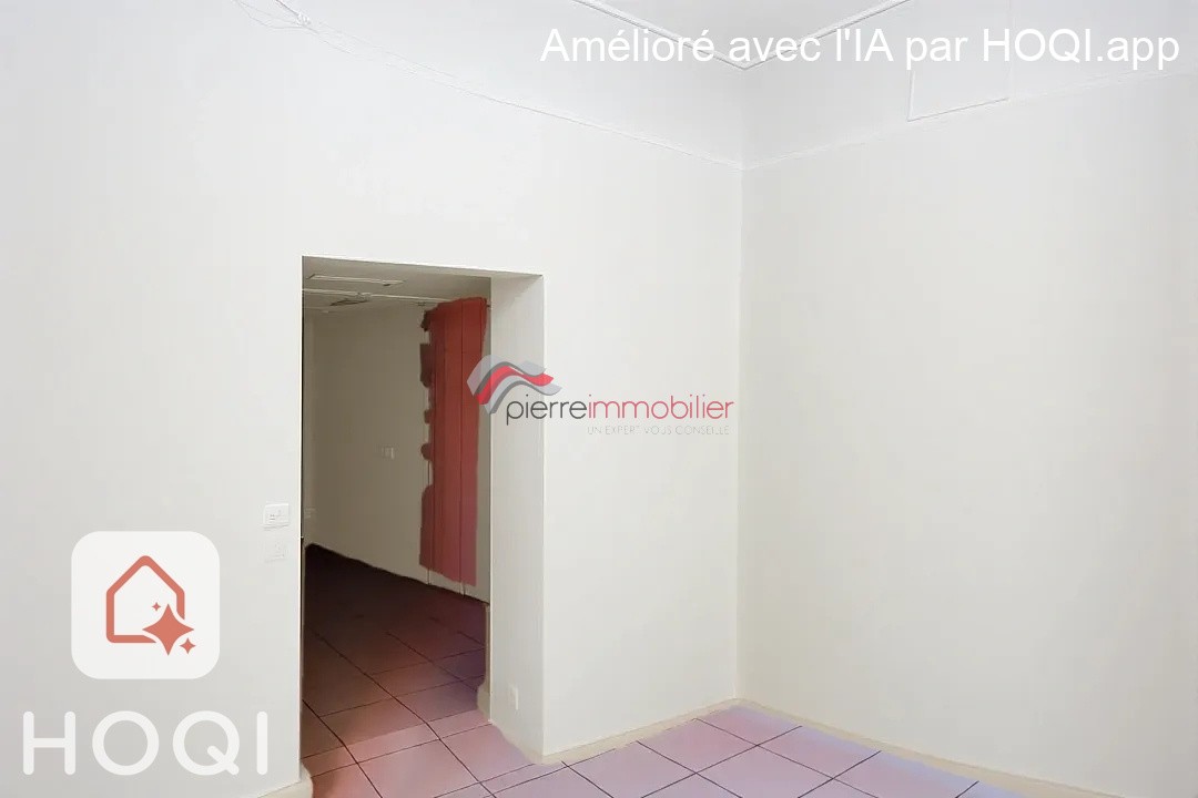LOCAL COMMERCIAL OU PROFESSIONNEL 38 m2 — photo 5