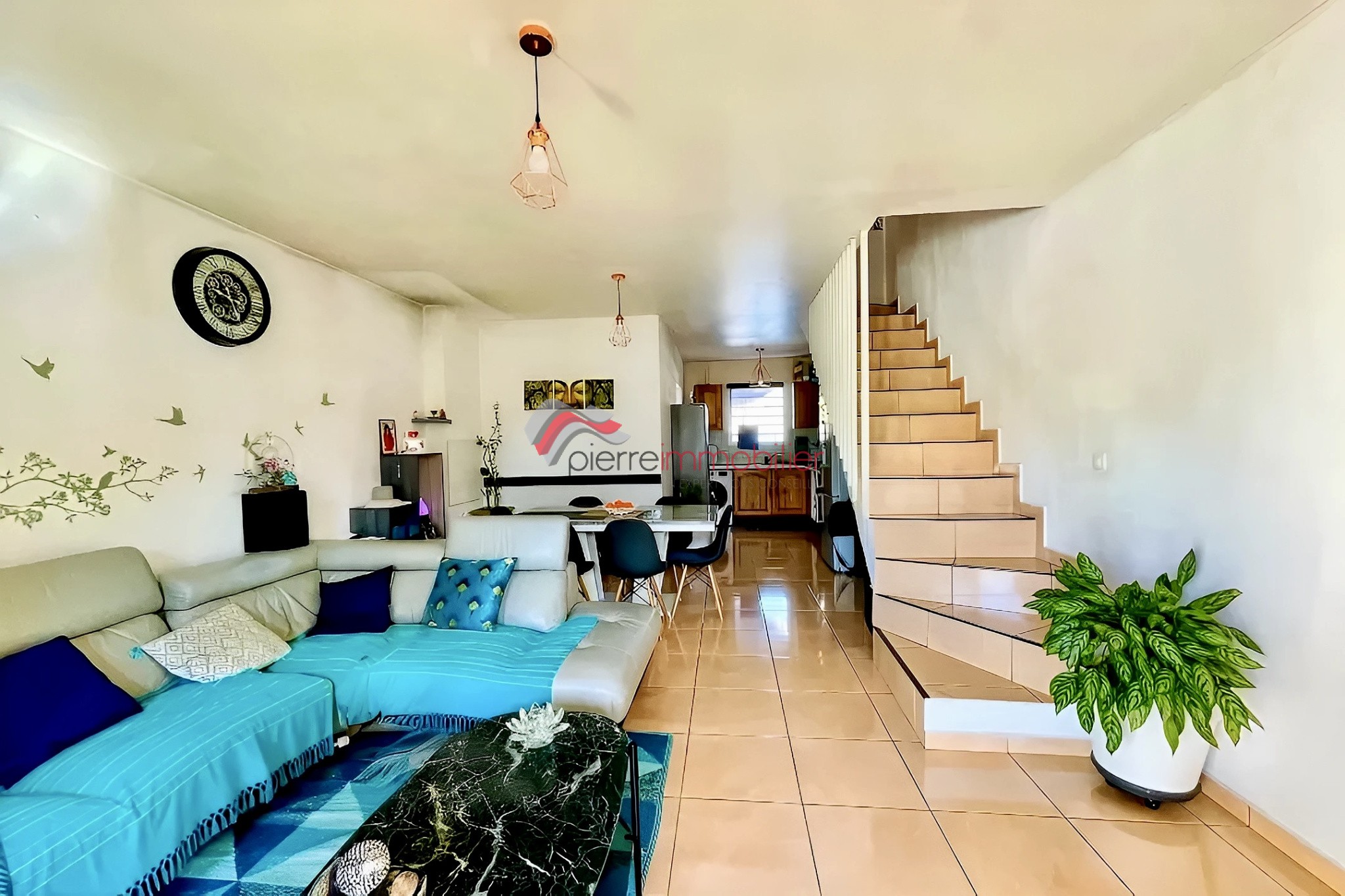 Idéal investisseur - Rentabilité 8 % ! Vente en exclusivité en bloc : 5 maisons à La Rivière Saint-Louis — photo 4