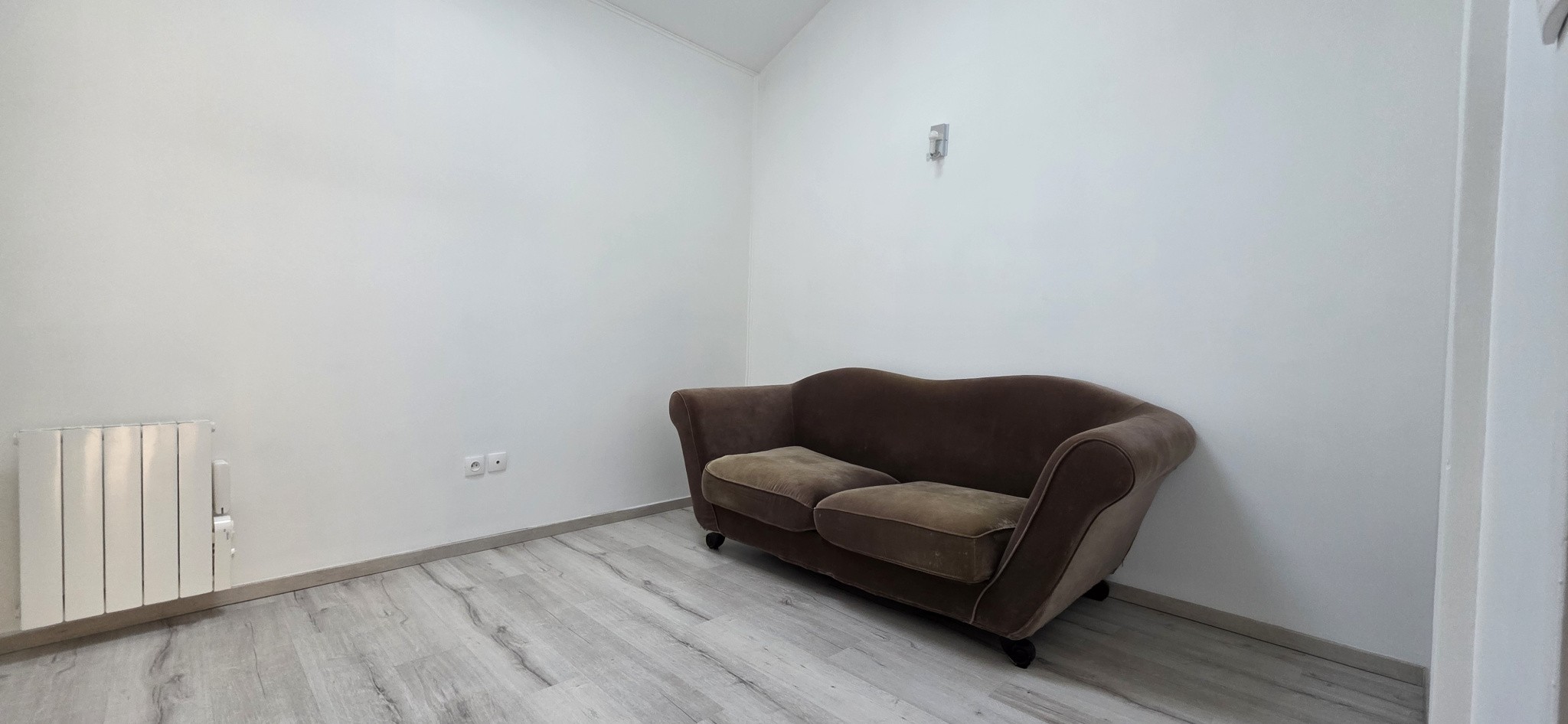 Appartement de type 4 de 79 m2 au centre de PONT DE CHERUY — photo 7