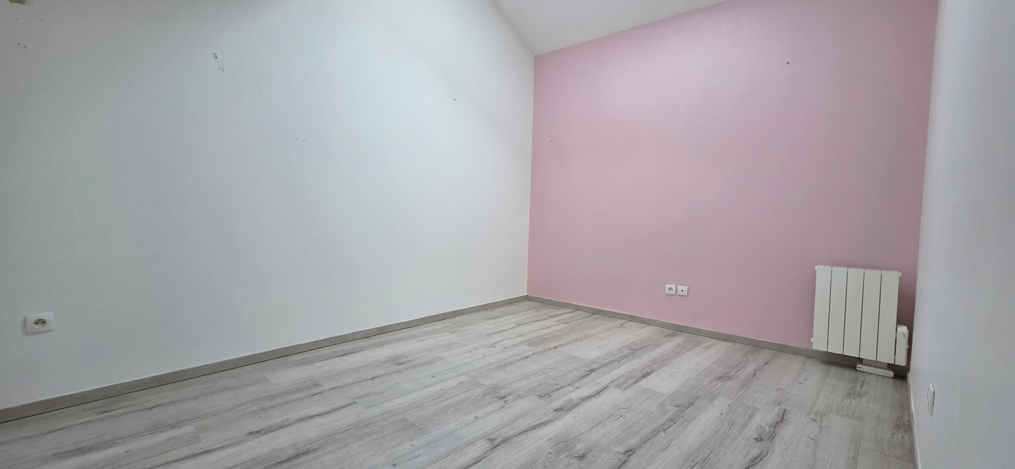 Appartement de type 4 de 79 m2 au centre de PONT DE CHERUY — photo 11