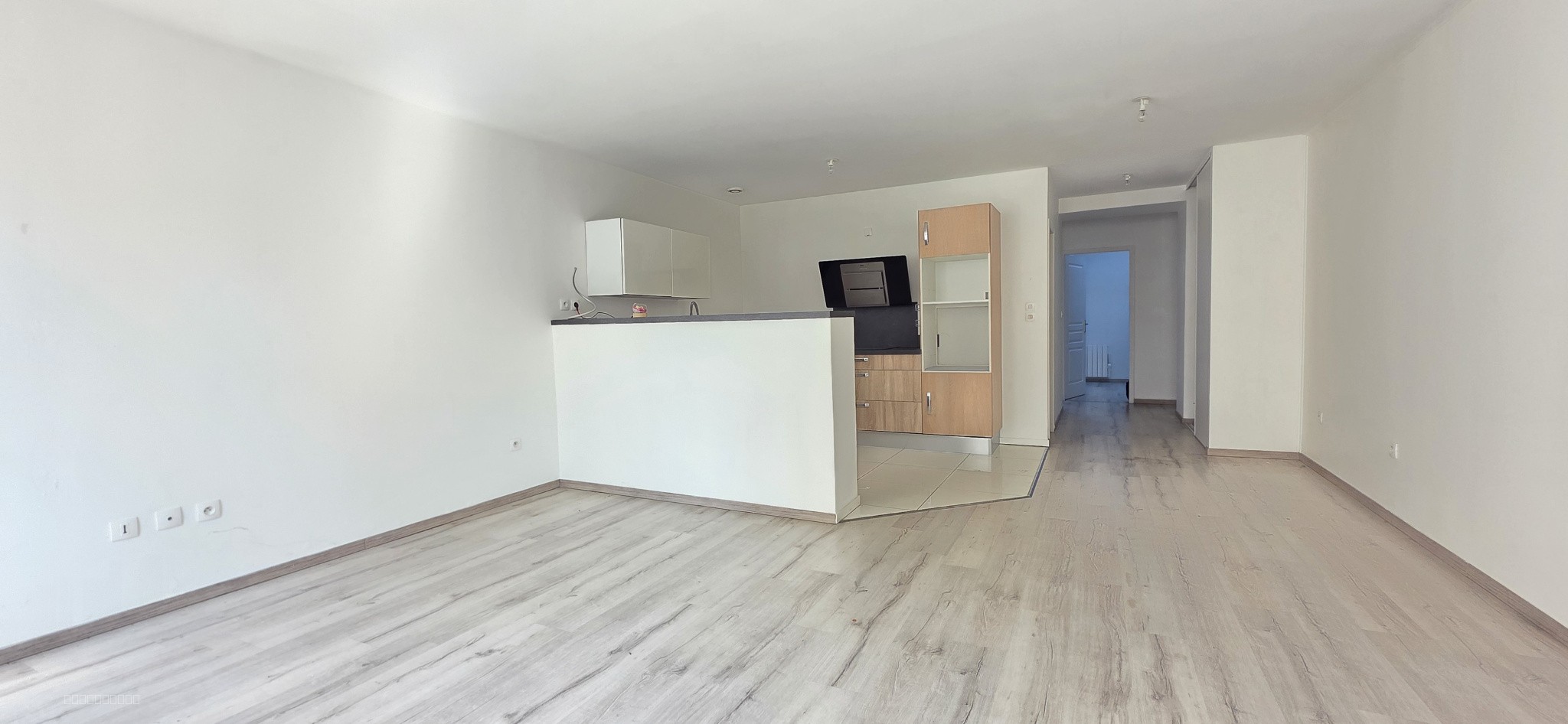 Appartement de type 4 de 79 m2 au centre de PONT DE CHERUY — photo 4