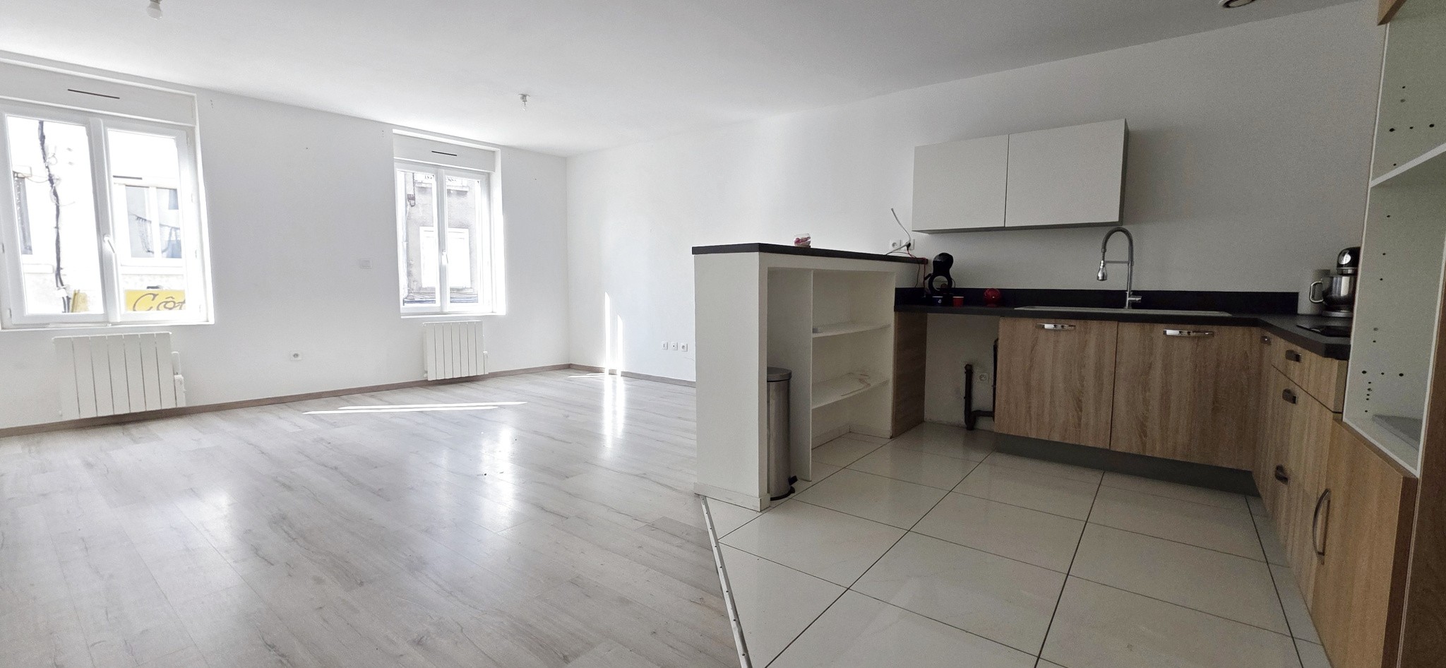 Appartement de type 4 de 79 m2 au centre de PONT DE CHERUY — photo 2