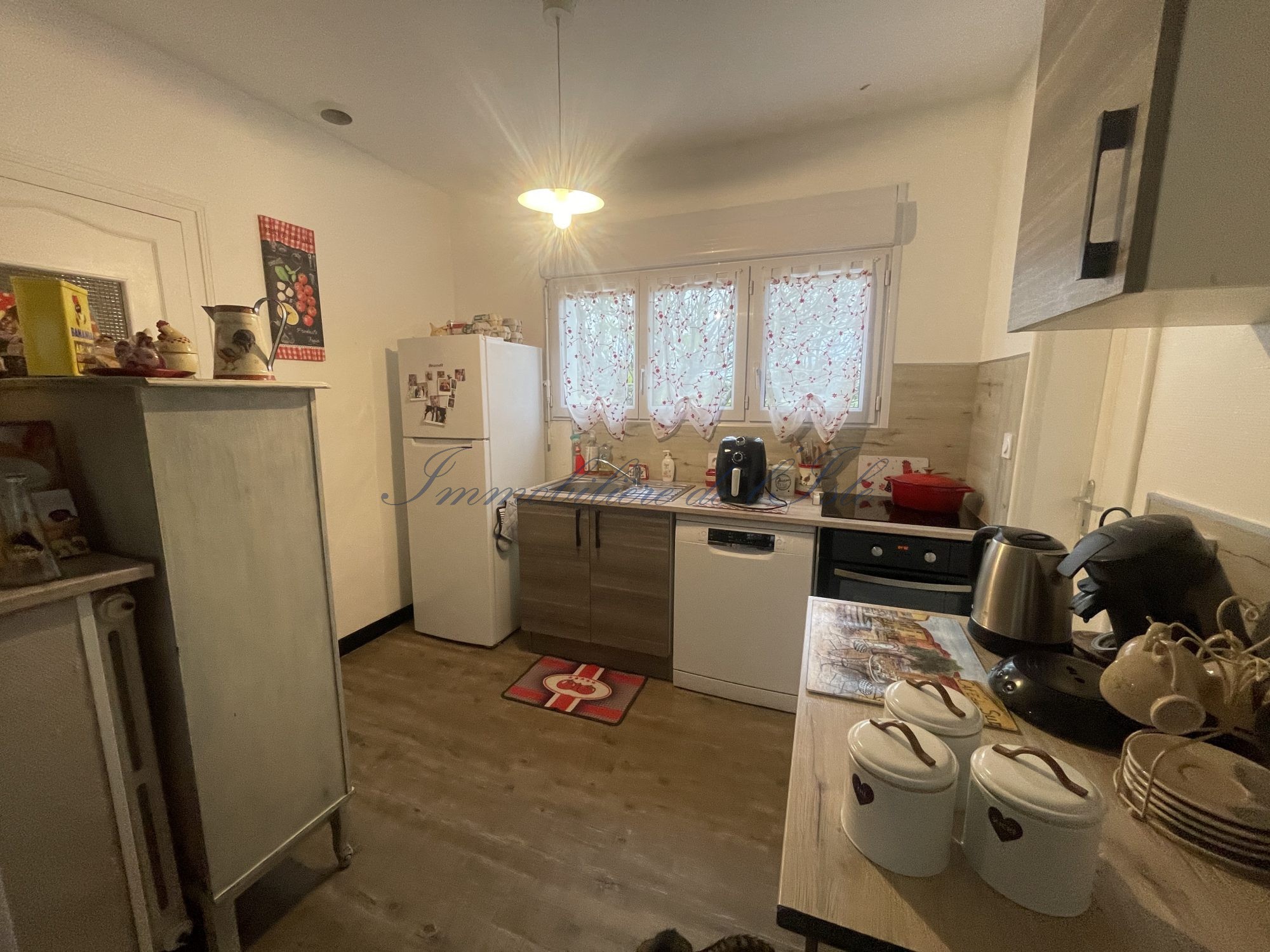 PLAIN-PIED AVEC GARAGE ET JARDIN — photo 8