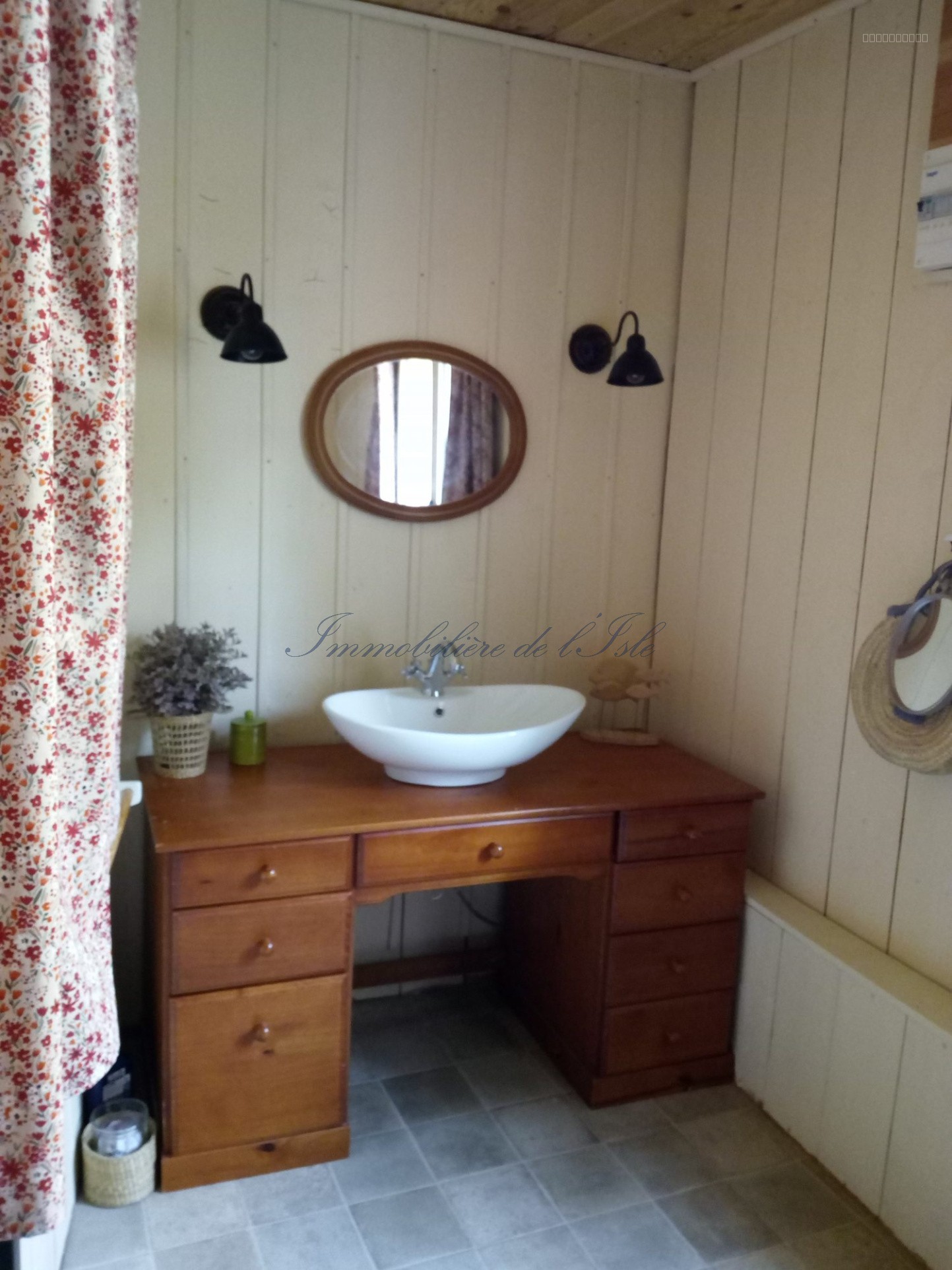PROPRIETE DE CARACTERE — photo 11
