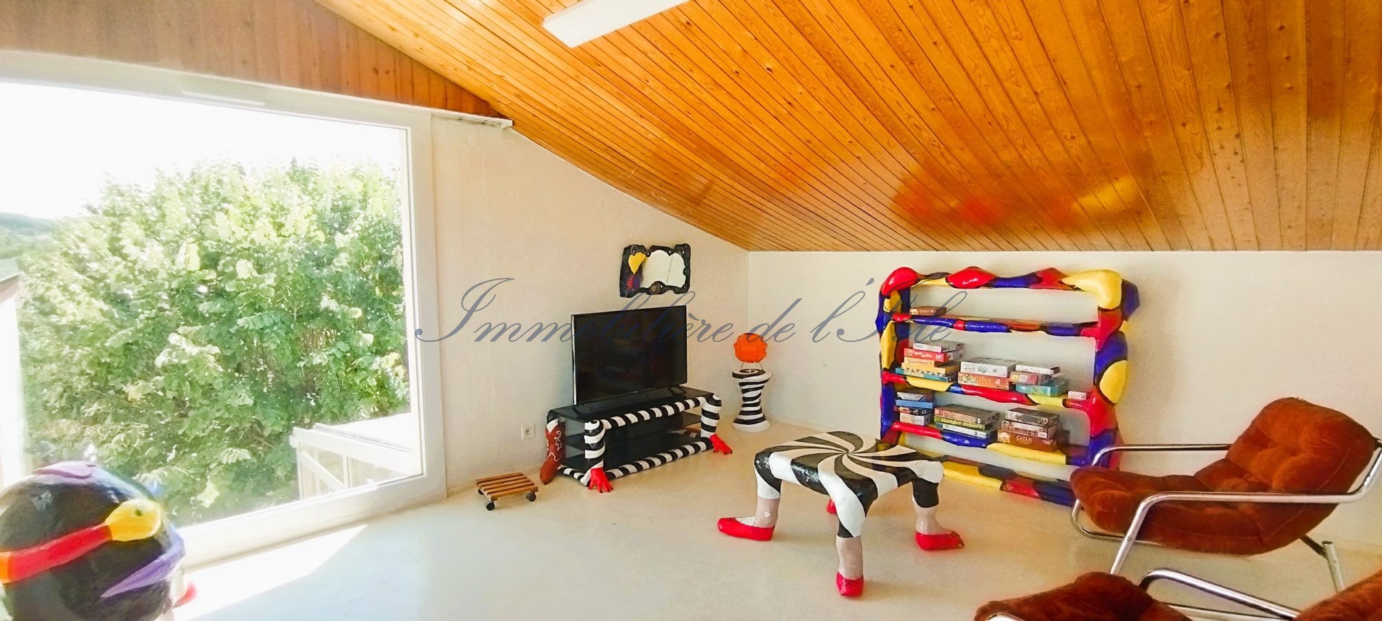 MAISON ATYPIQUE SPACIEUSE — photo 4