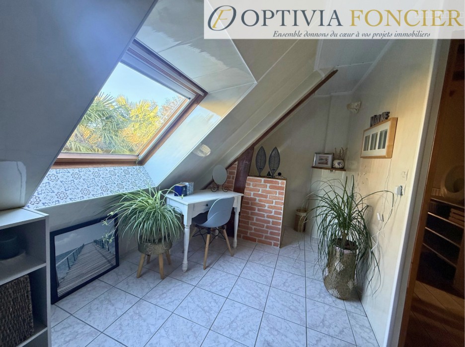 Maison T9 - 166 m2  - 3 250 m2  - Pergola SPA - Double Garage — photo 15