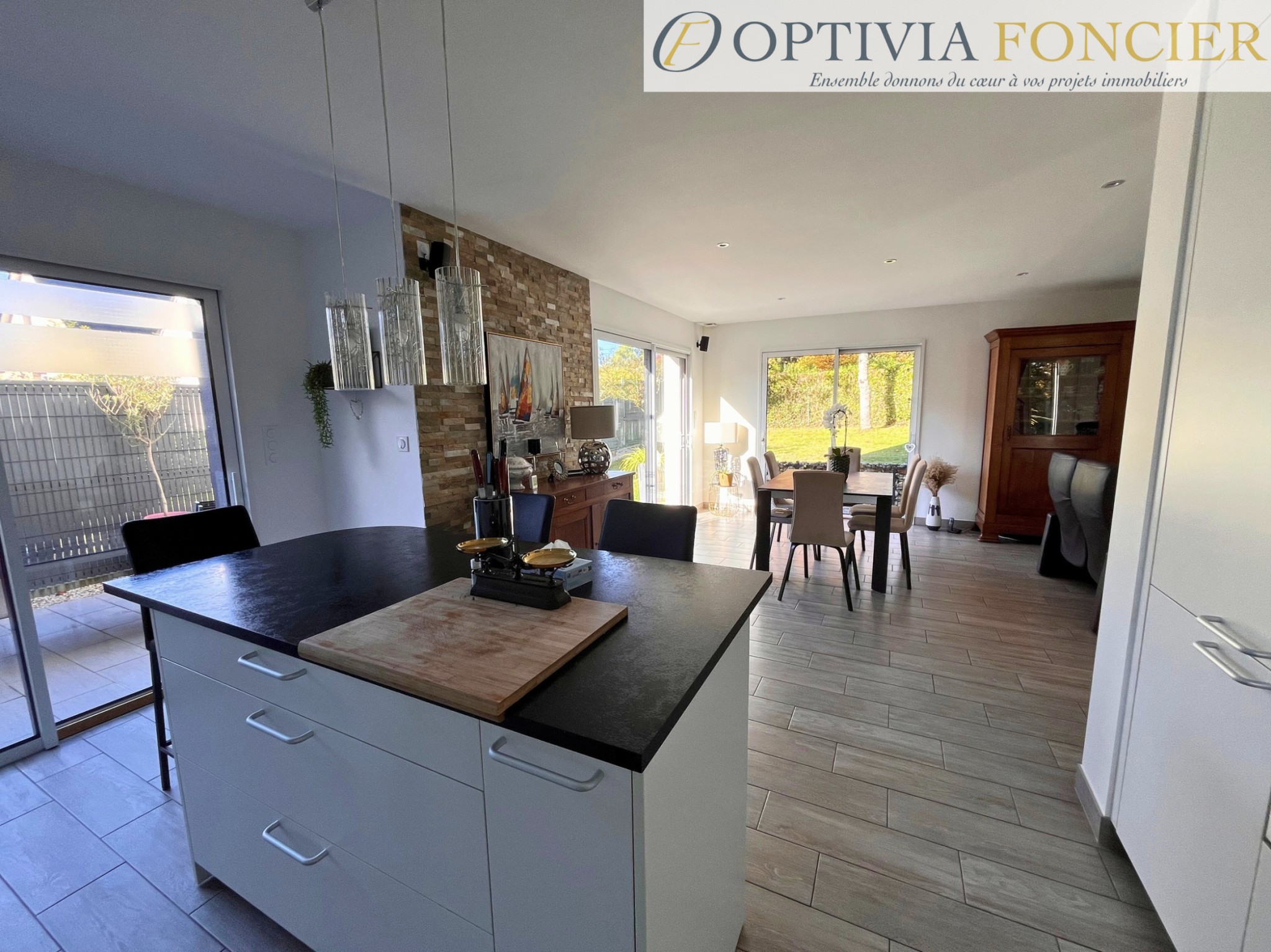 Maison 2014 - 143 m2 - 800 m2 - double garage — photo 8