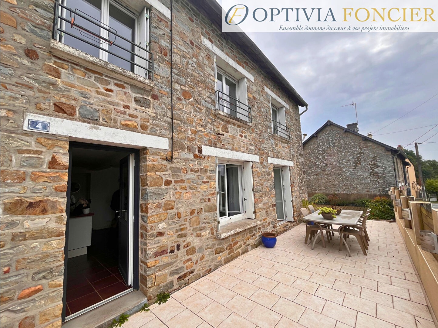 Maison T6 Guichen - 140 m2 - 350 m2 — photo 9
