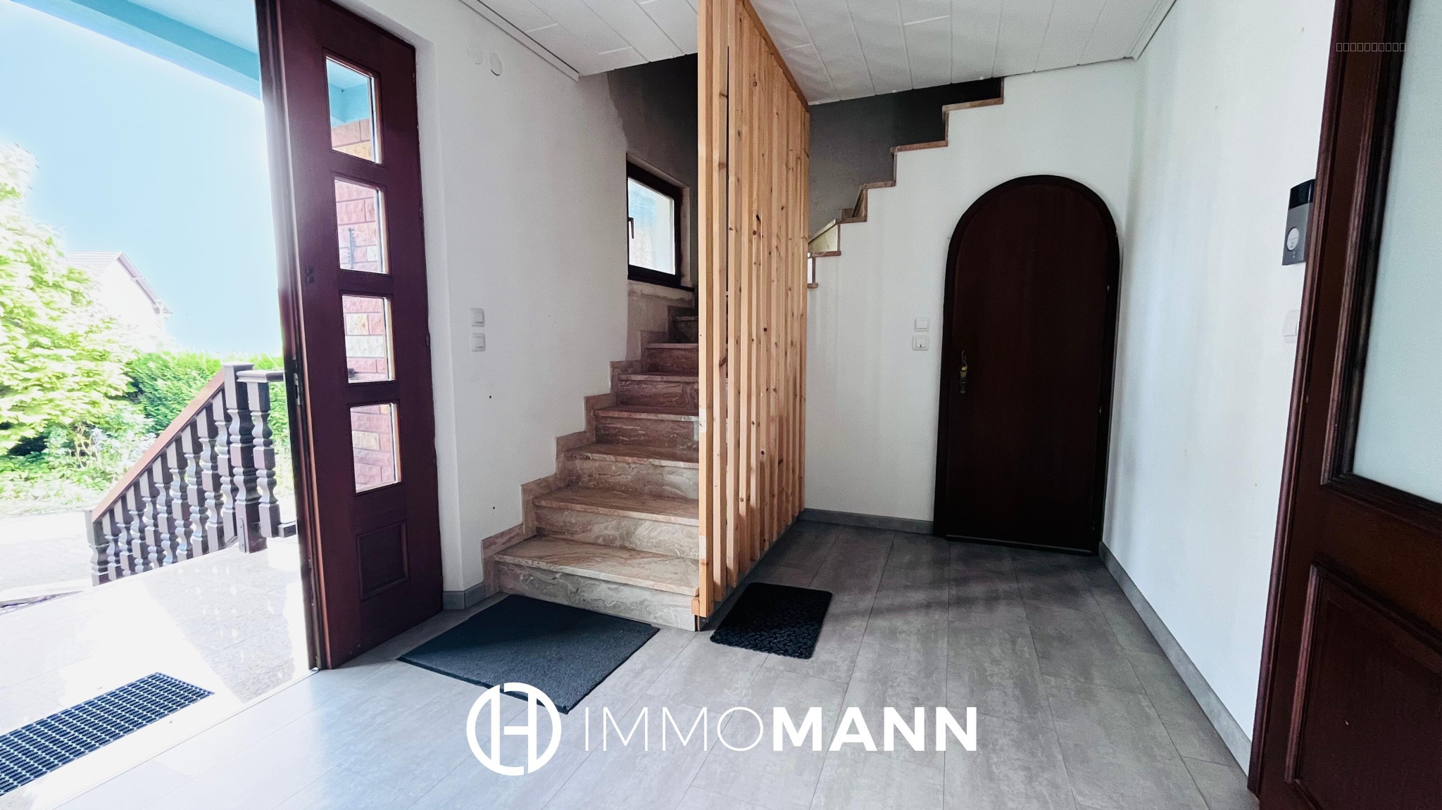 Grande maison bi-famille avec jardin — photo 11