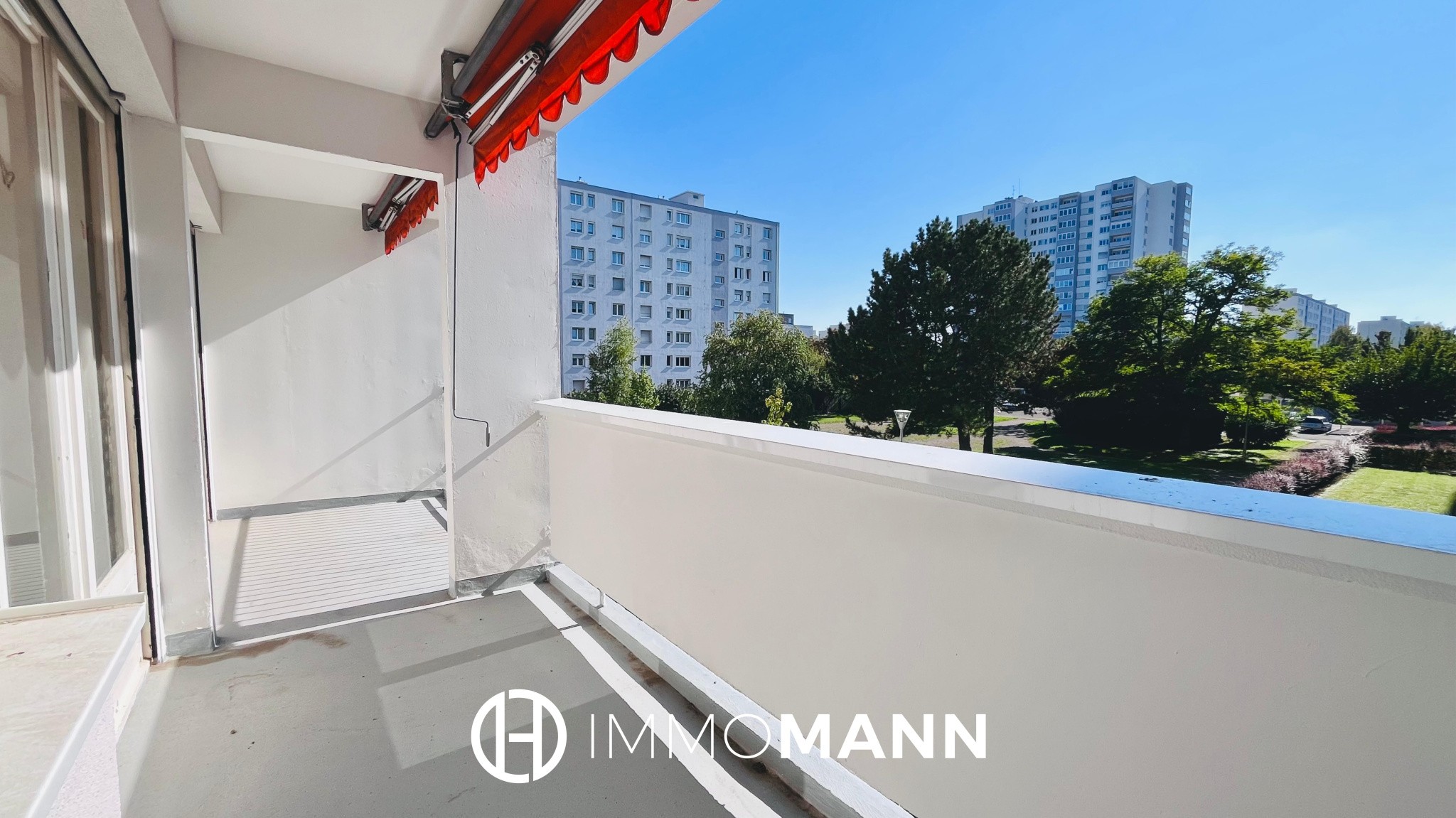 Garage fermé en sous-sol - Esplanade — photo 2