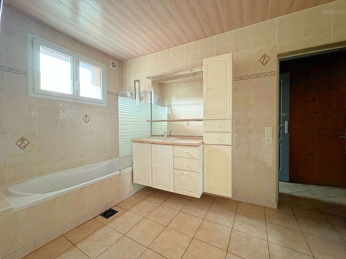 Appartement Saint Pierre D'Albigny 7 pièce(s) 173 m2 — photo 5