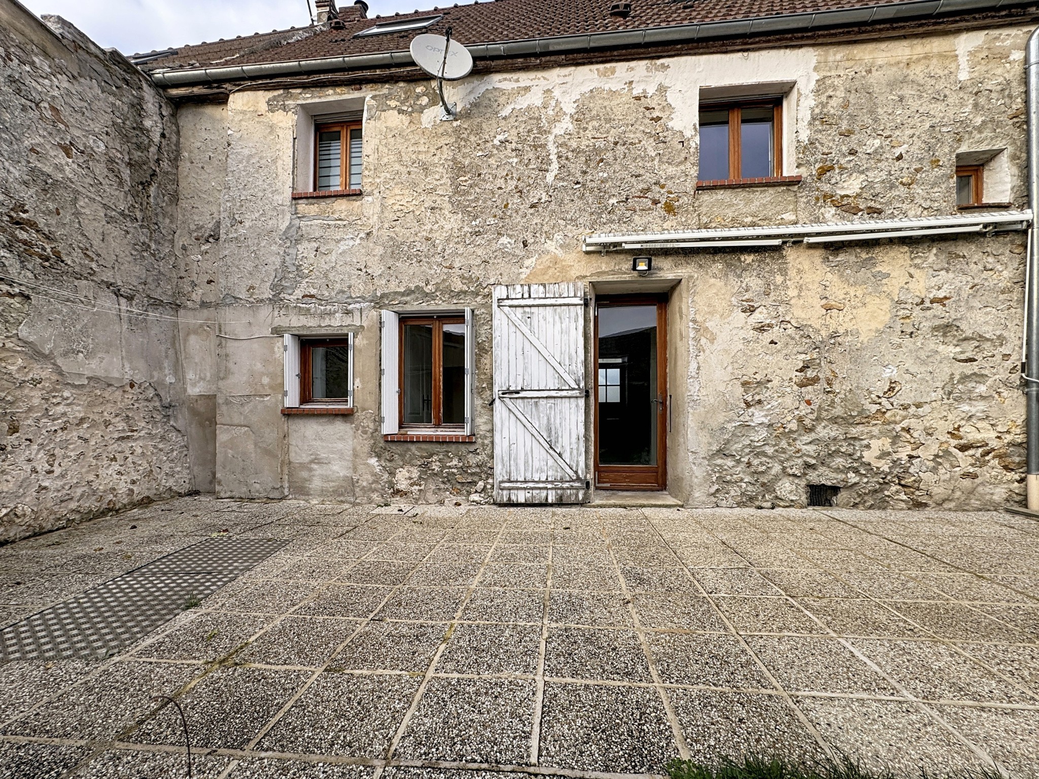 Maison de pays (20 MINUTES DE LA GARE NANTEUIL-SAACY sur MARNE) — photo 2