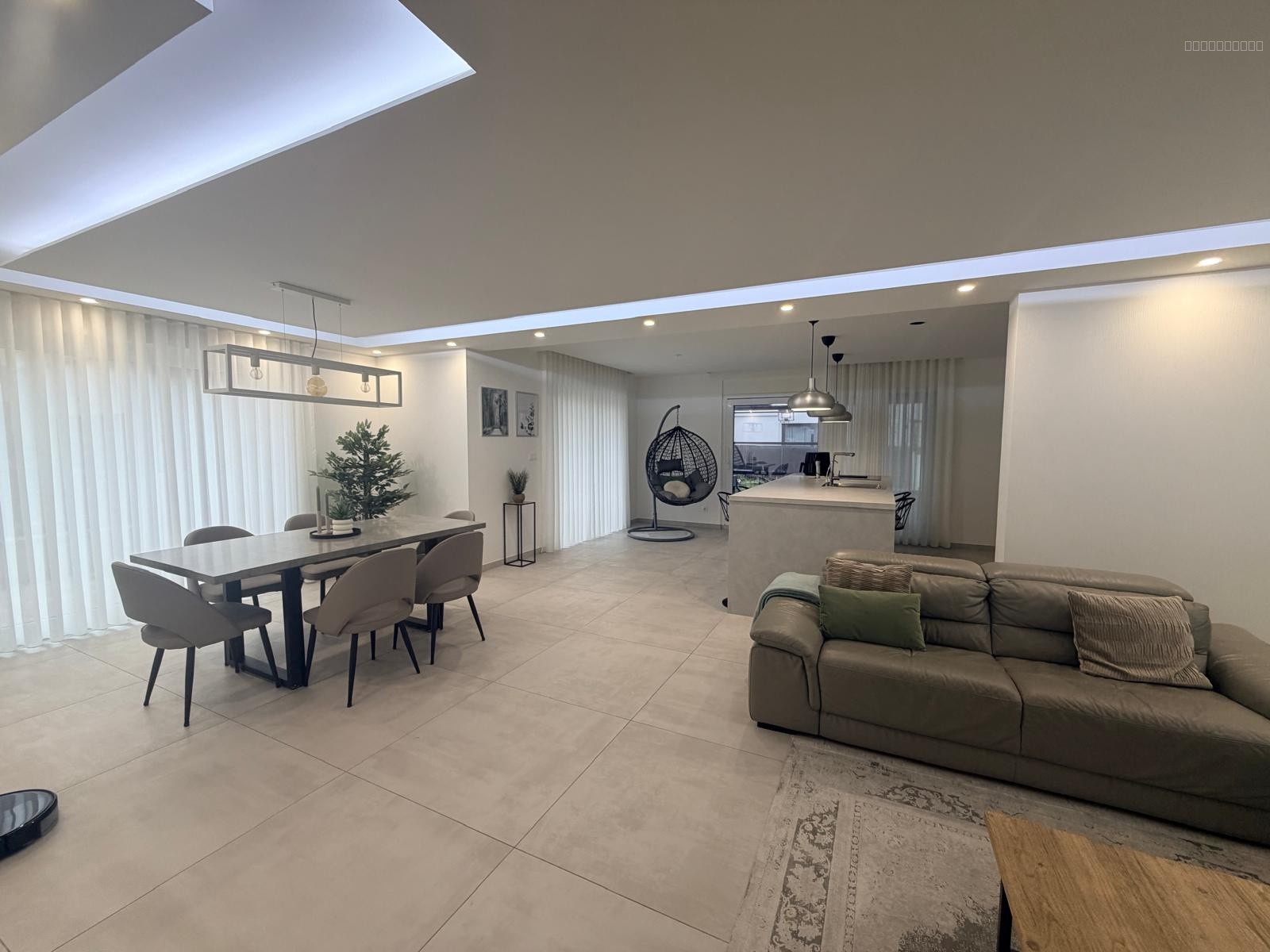 ✨ NOUVEAUTÉ À BISCHWIHR   MAISON CONTEMPORAINE DE 2020 ✨ — photo 3