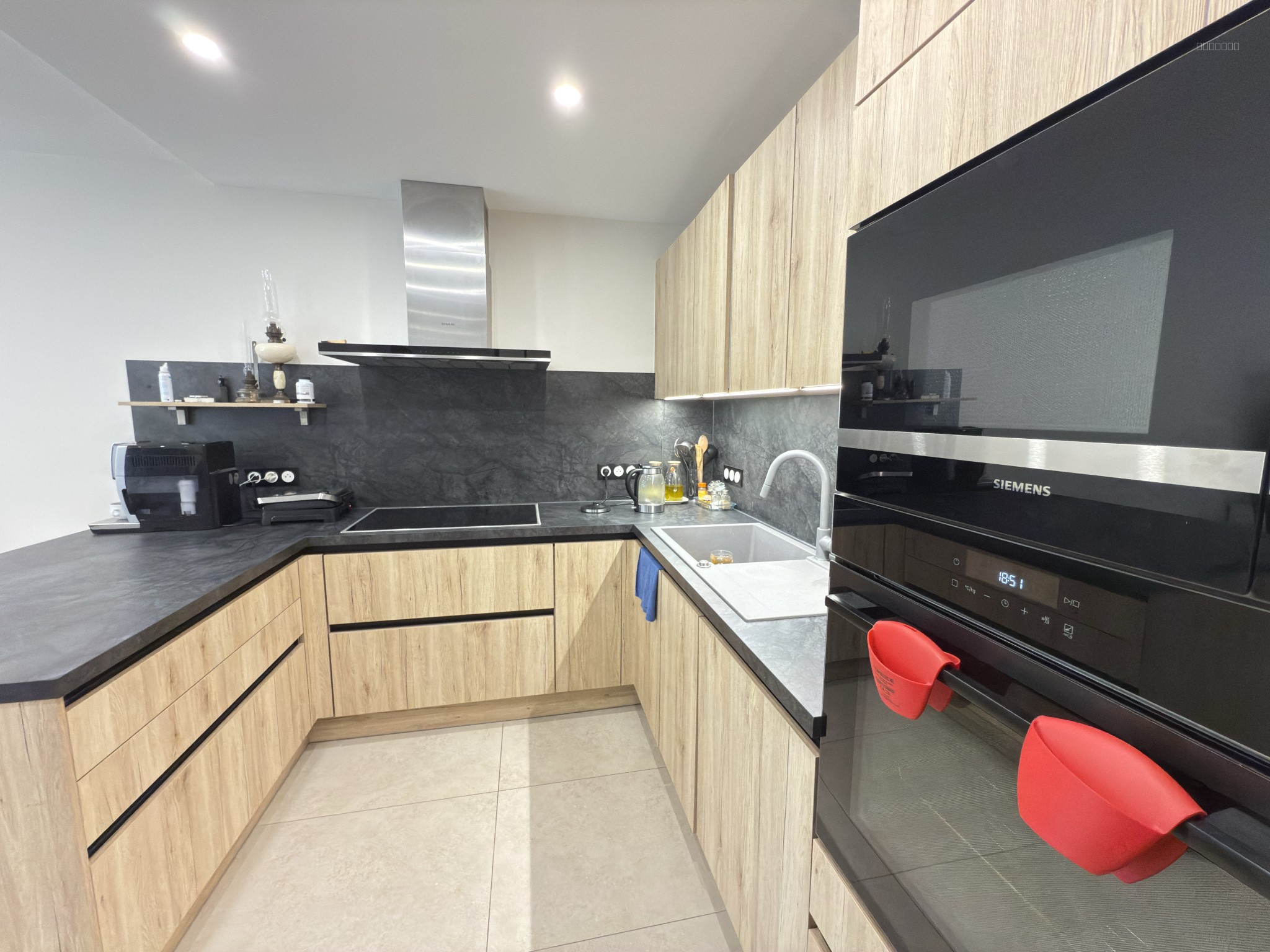 MAISON MODERNE DE 135 M2 - 5 PIECES — photo 3