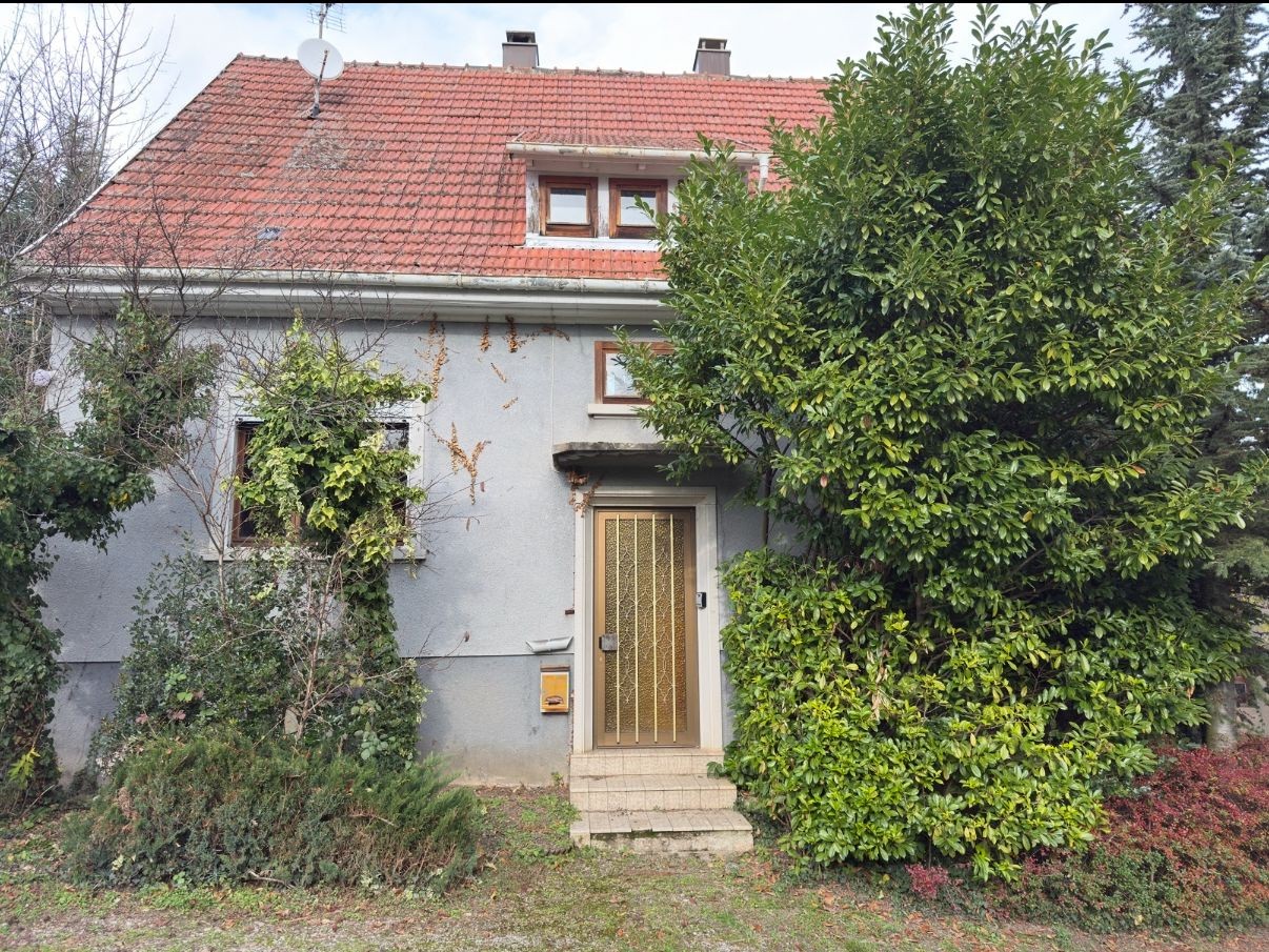 MAISON INDIVIDUELLE DE 125 m2 - 6 PIECES - A RENOVER — photo 12