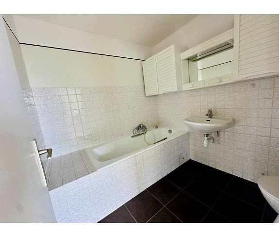 QUARTIER SUD DERNIER ETAGE — photo 4