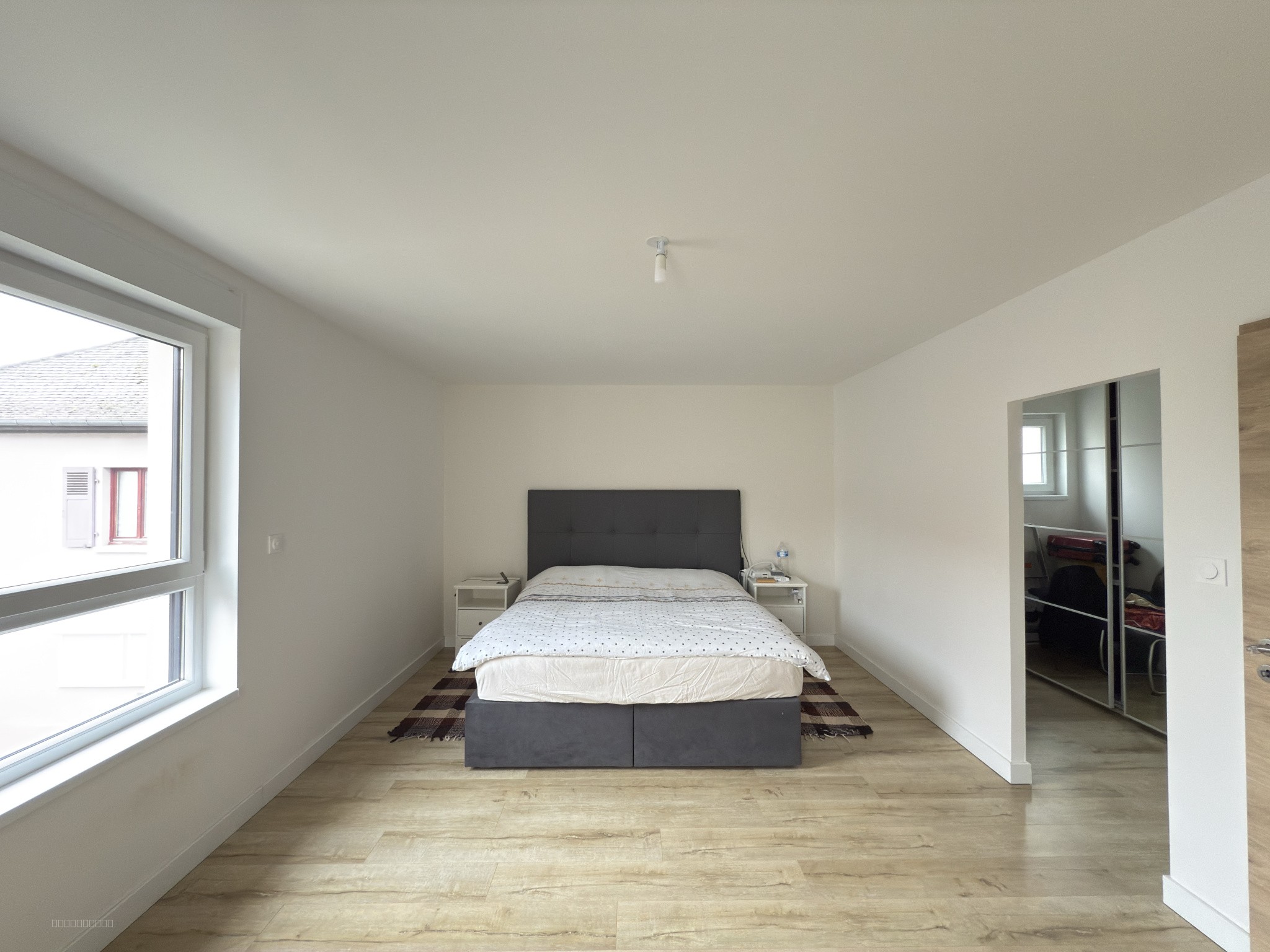 MAISON MODERNE DE 135 M2 - 5 PIECES — photo 4