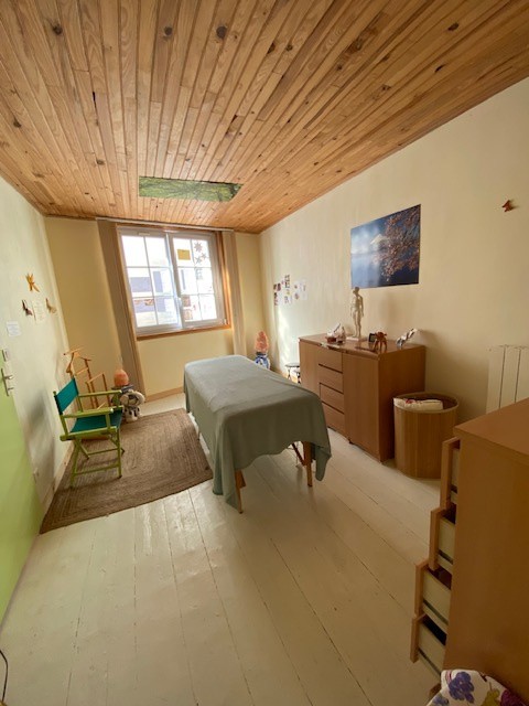 PONS centre ville 126 m2 habitables 3 chambres et jardin — photo 17