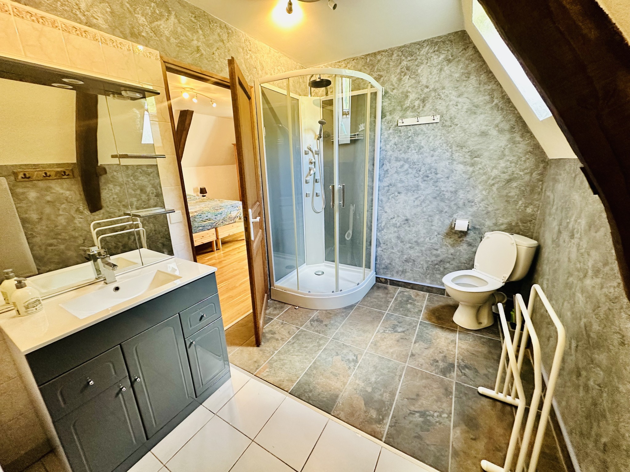 Propriété avec vue sur le Lot   3 habitations, gîtes en activité & accès privatif à la rivière — photo 12