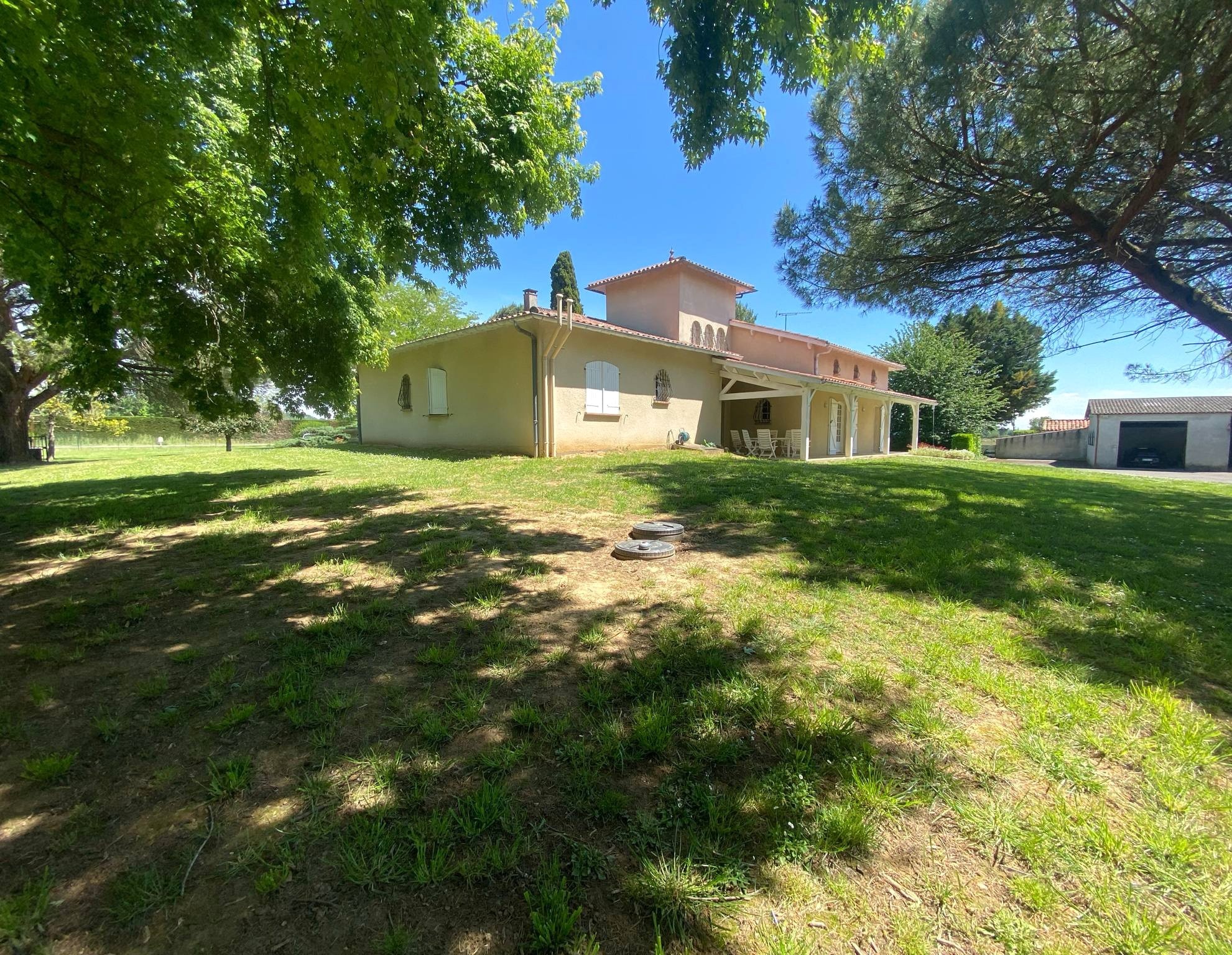 Grande Maison Familiale - LABASTIDE SAINT PIERRE — photo 8
