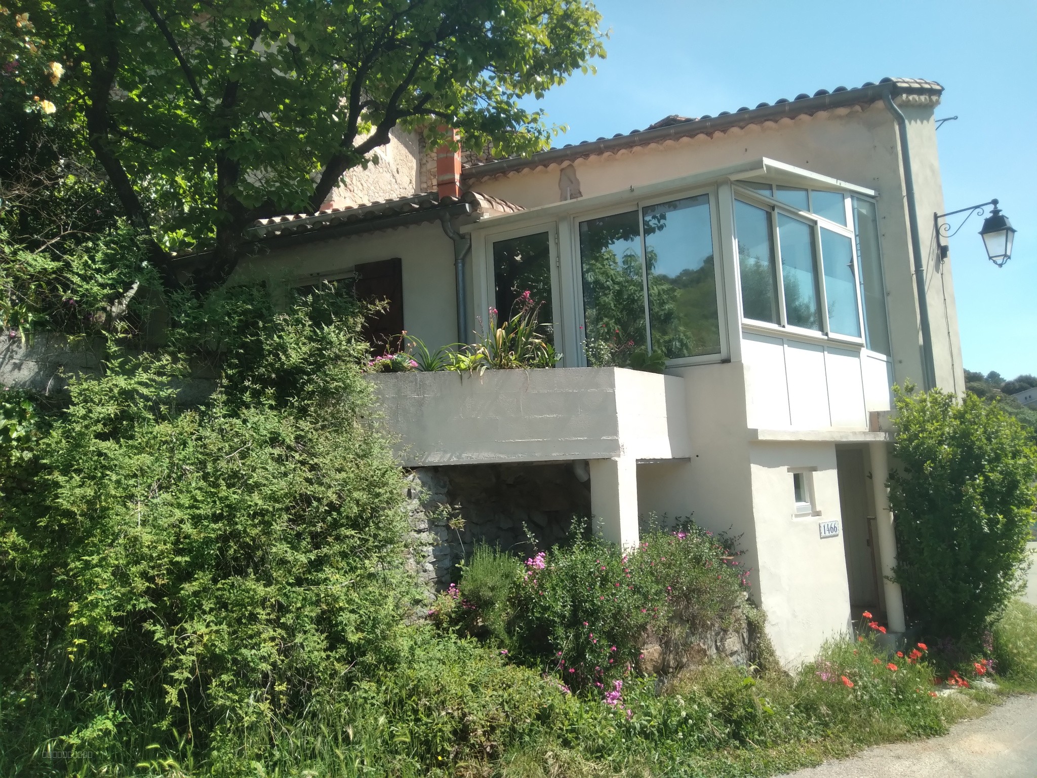 VENTE - MAISON DE HAMEAU - 139 M2 dont 76 M2 hab - ST JEAN DU PIN — photo 2