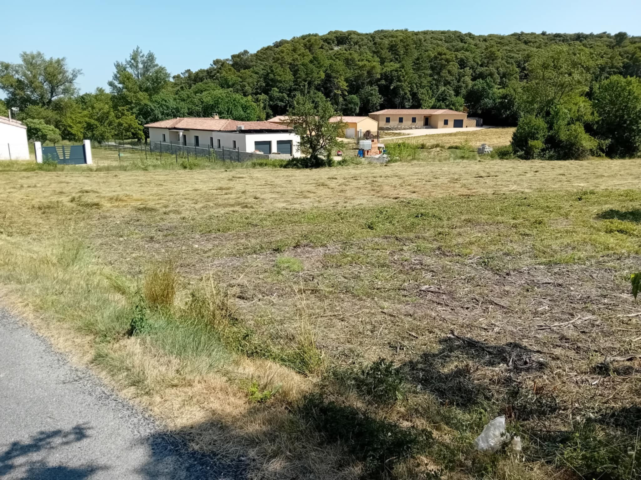 VENTE - TERRAIN - 1782 M2 - ROUSSON — photo 4