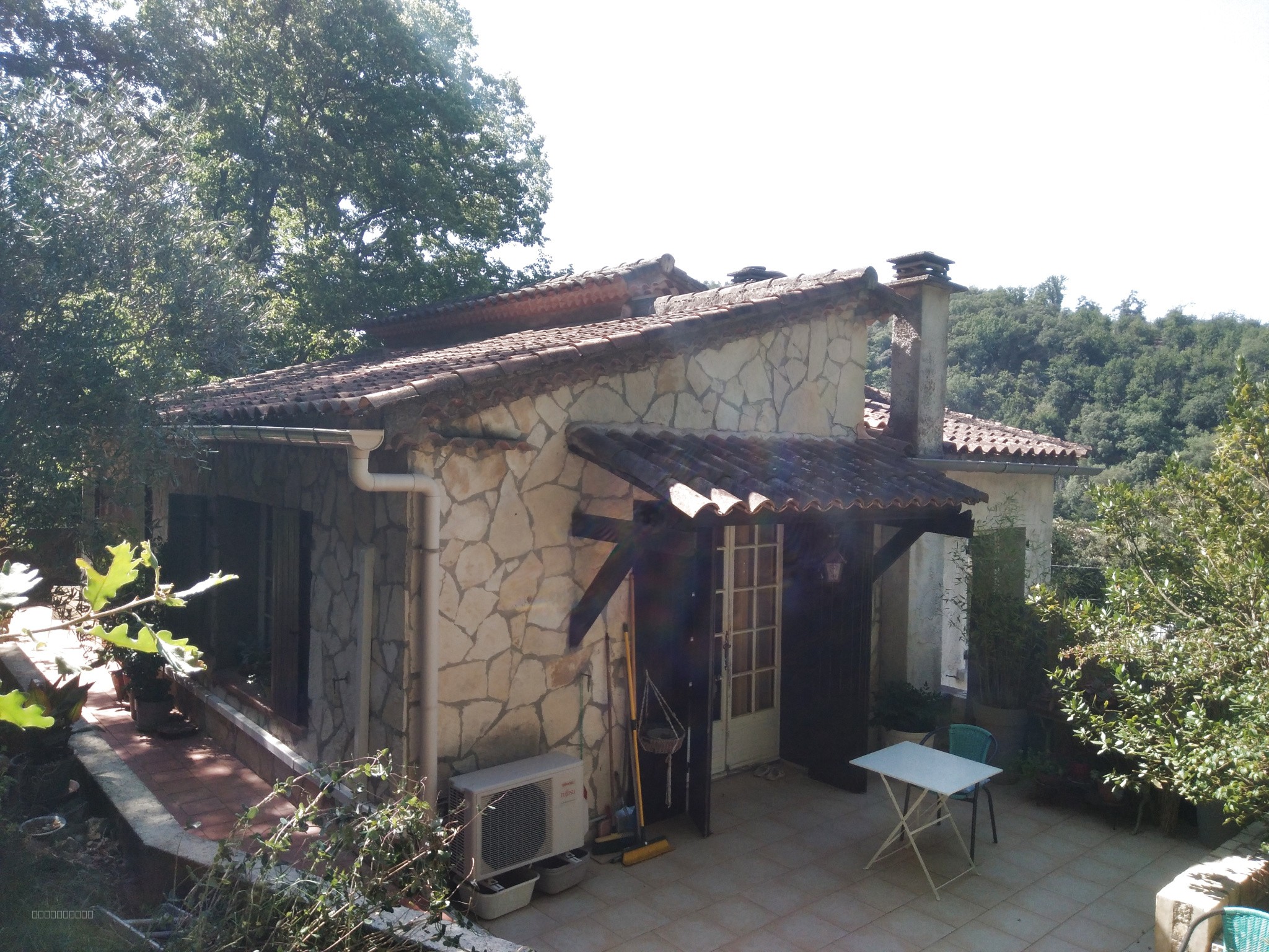 VENTE - MAISON - 3 PIECES - 90 M2 - St JEAN DU PIN — photo 4