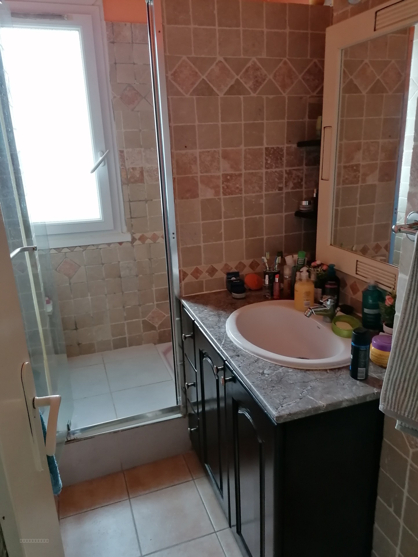 VENTE - APPARTEMENT - 80 m2 dont 70 m2 loi carrez - 4 PIECES - ALES — photo 10
