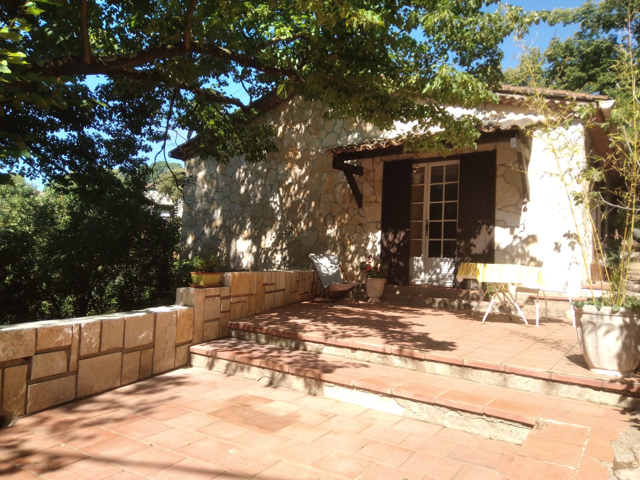 VENTE - MAISON - 3 PIECES - 90 M2 - St JEAN DU PIN — photo 2