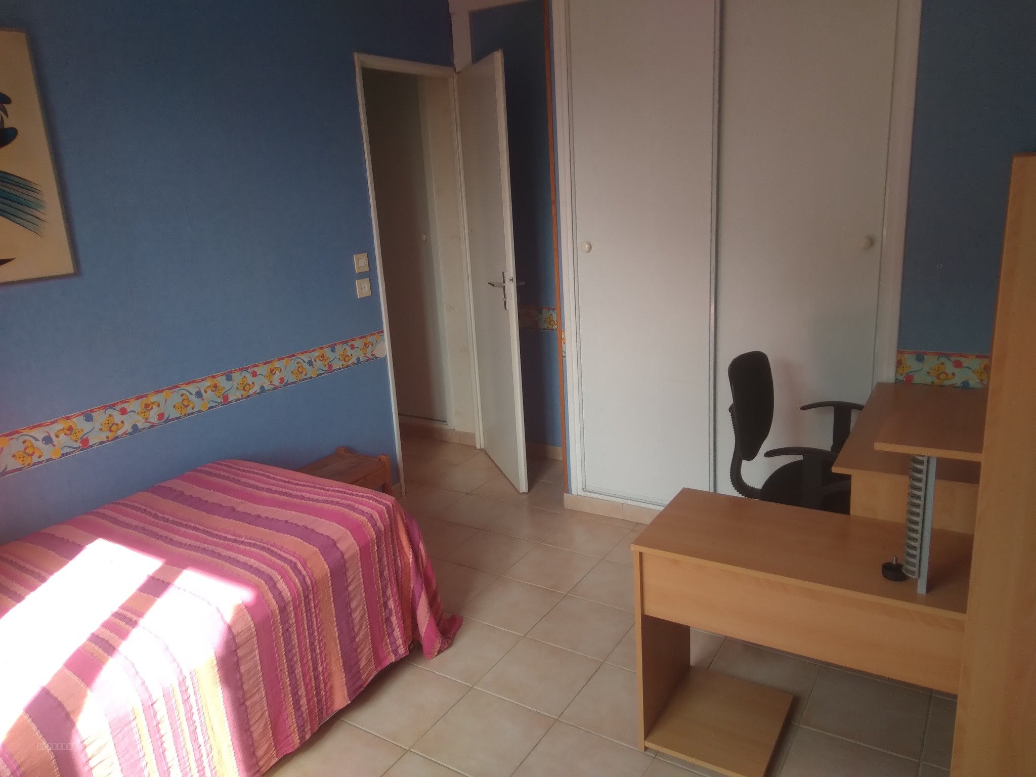 VENTE - MAISON - 6 PIECES - 110 M2 - St CHRISTOL — photo 14