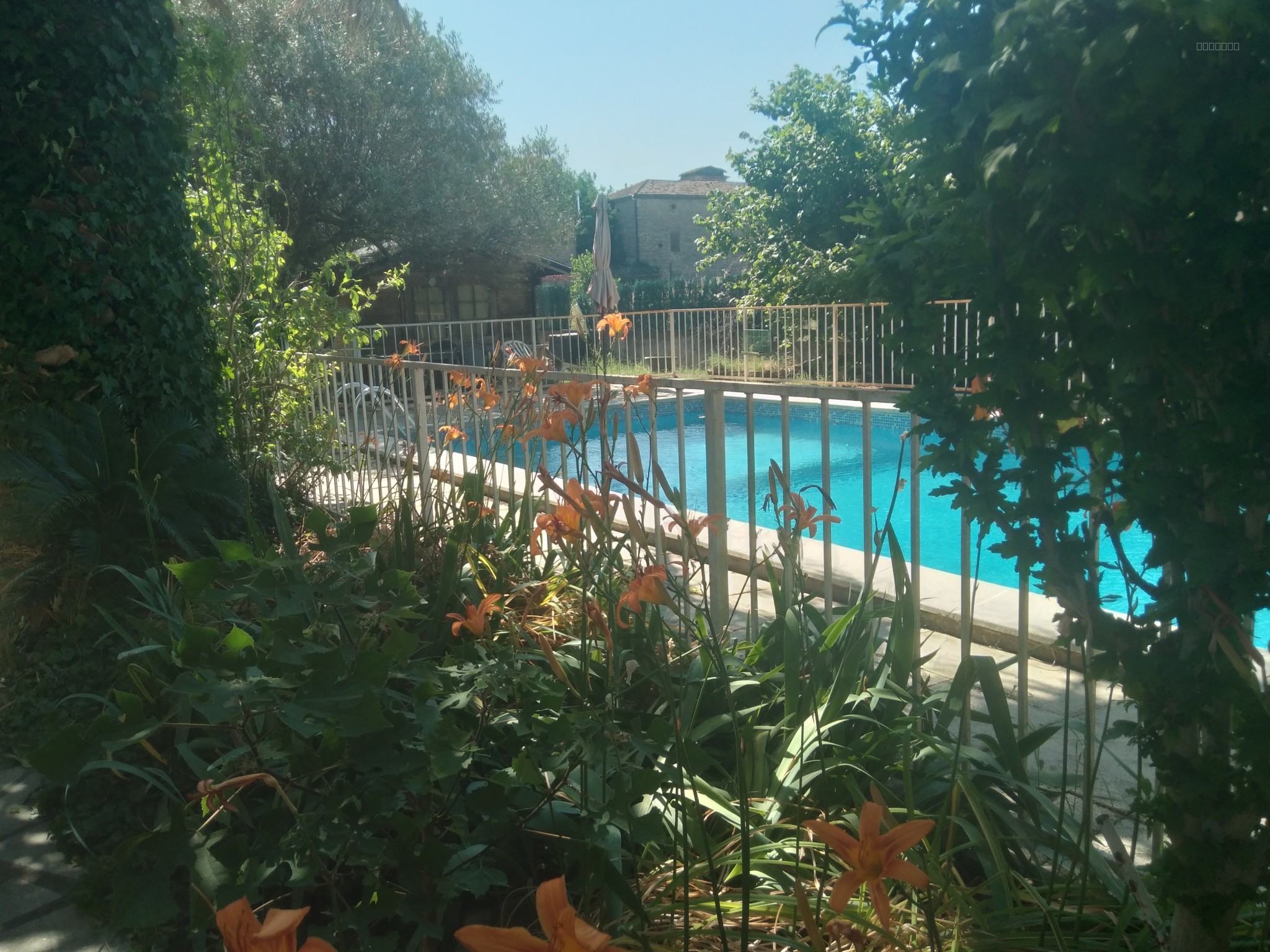VENTE - MAISON - 6 PIECES - 110 M2 - St CHRISTOL — photo 3