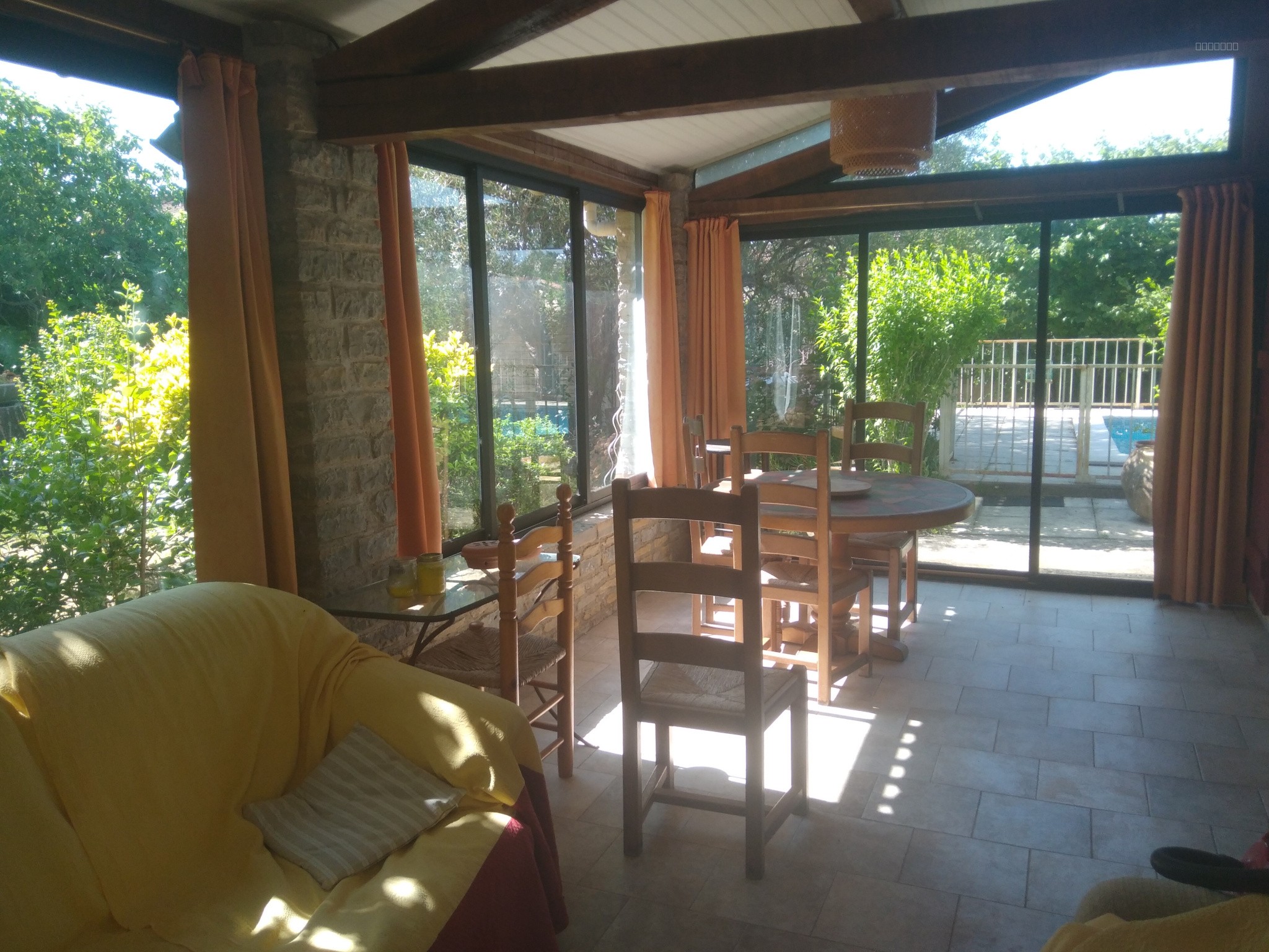 VENTE - MAISON - 6 PIECES - 110 M2 - St CHRISTOL — photo 5