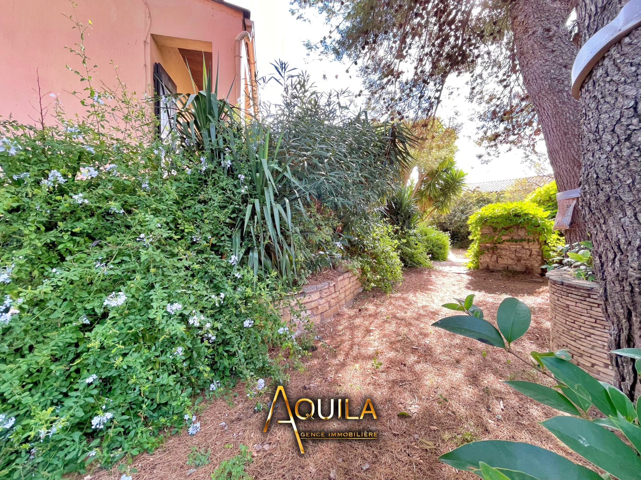 Villa plain-pied sans vis-à-vis sur 850m2 de terrain — photo 3