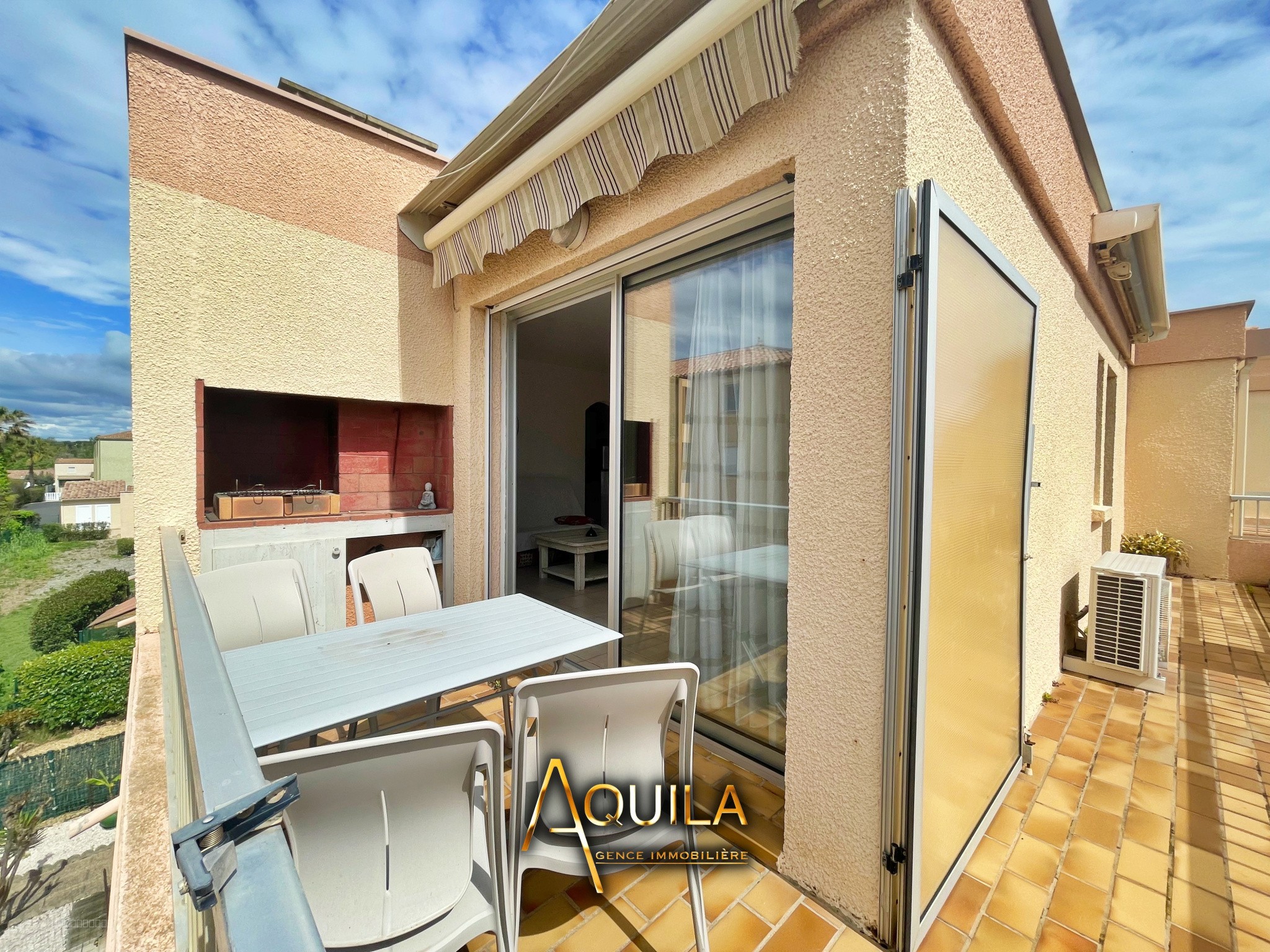 RARE / Dernier étage avec terrasse d'angle et barbecue. — photo 2
