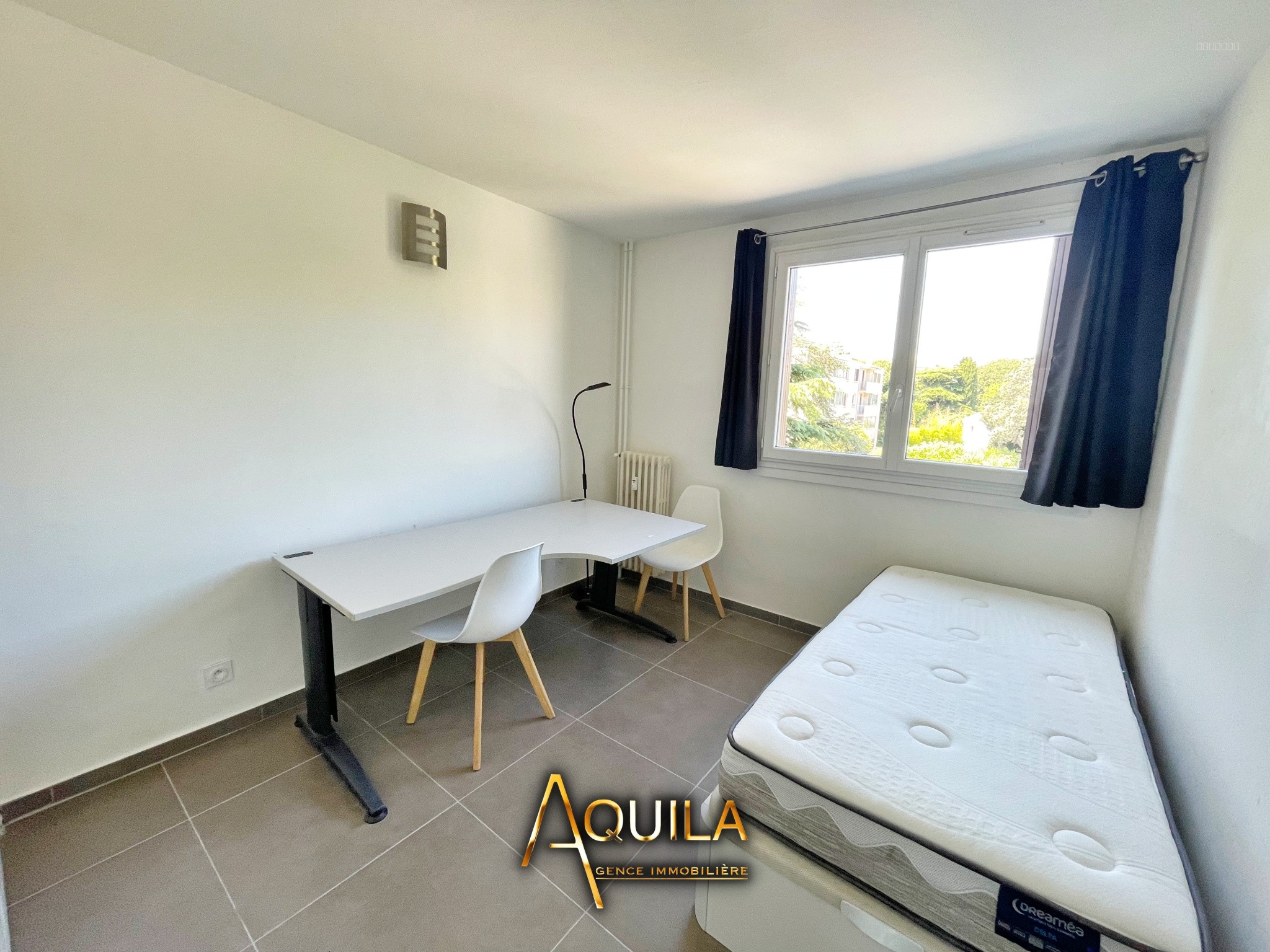 Appartement traversant proche du tramway — photo 7