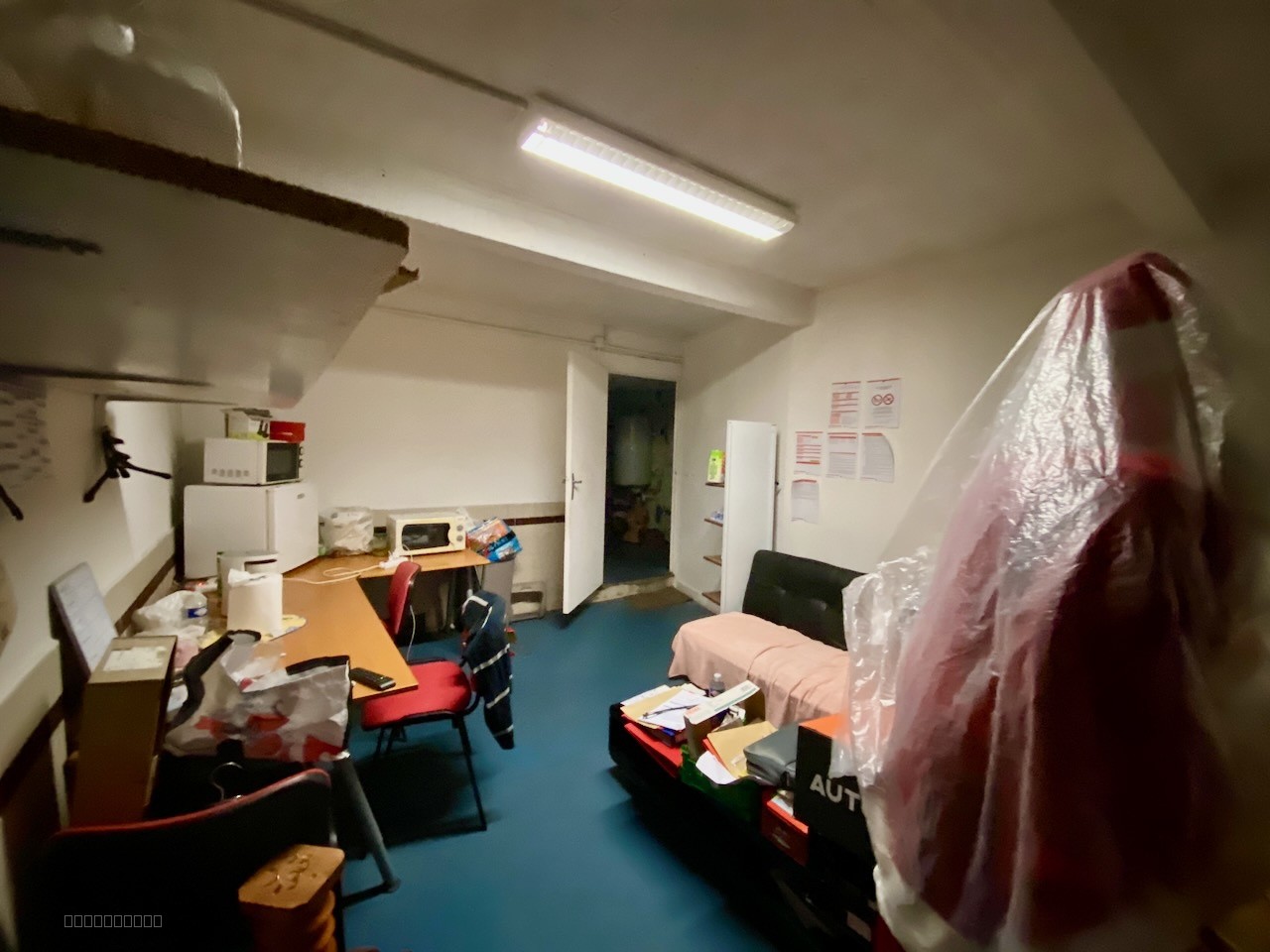 OPPORTUNITÉ EXCEPTIONNELLE ! IMMEUBLE POLYVALENT DE 900m2 AVEC PARKING ! — photo 6