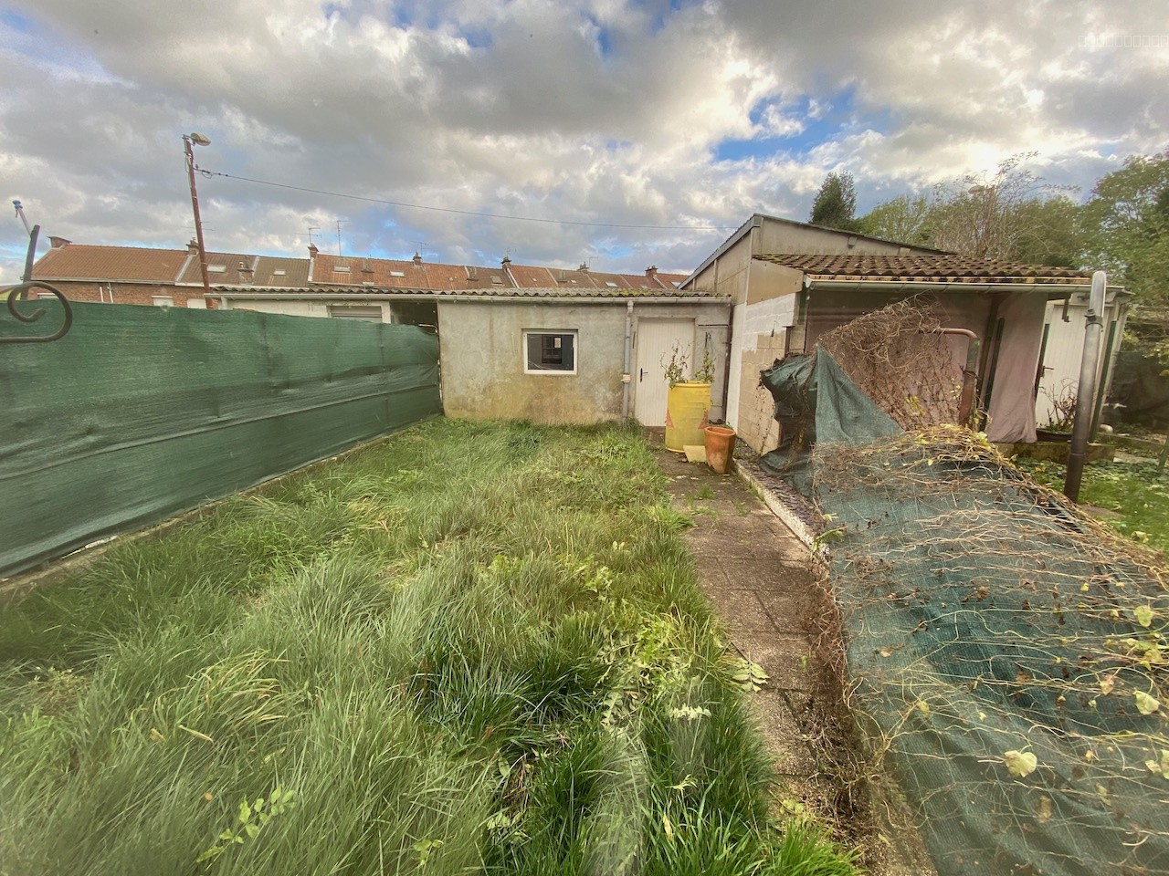 Au centre de Recquignies Maison de Ville en Parfait Etat — photo 7