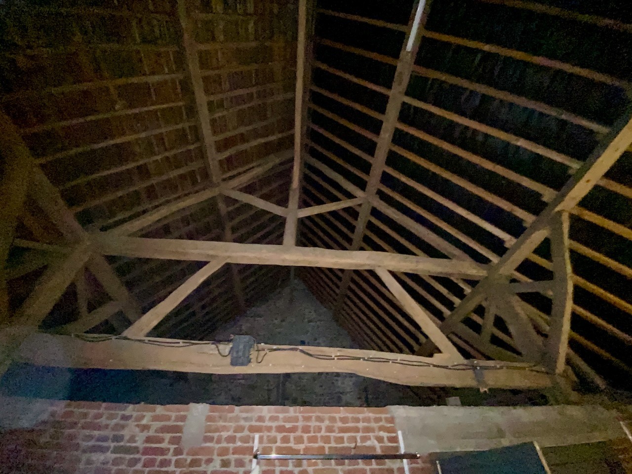 OPPORTUNITÉ EXCEPTIONNELLE ! IMMEUBLE POLYVALENT DE 900m2 AVEC PARKING ! — photo 9